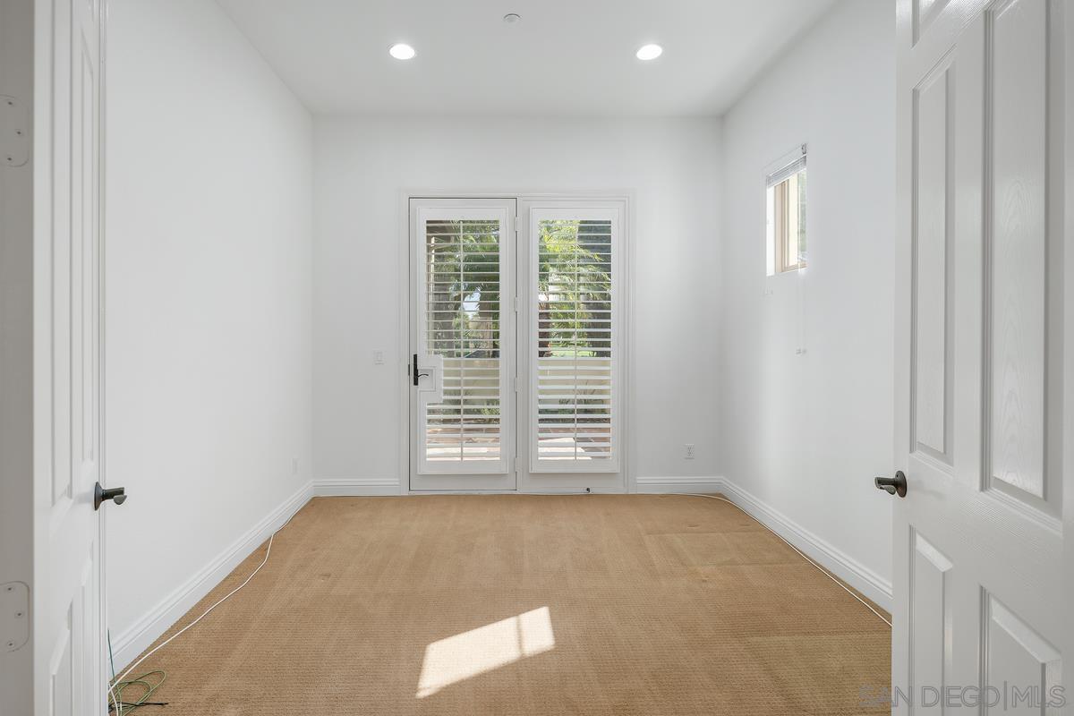 Detail Gallery Image 18 of 33 For 14694  via Monteverde, San Diego,  CA 92127 - 4 Beds | 3/1 Baths