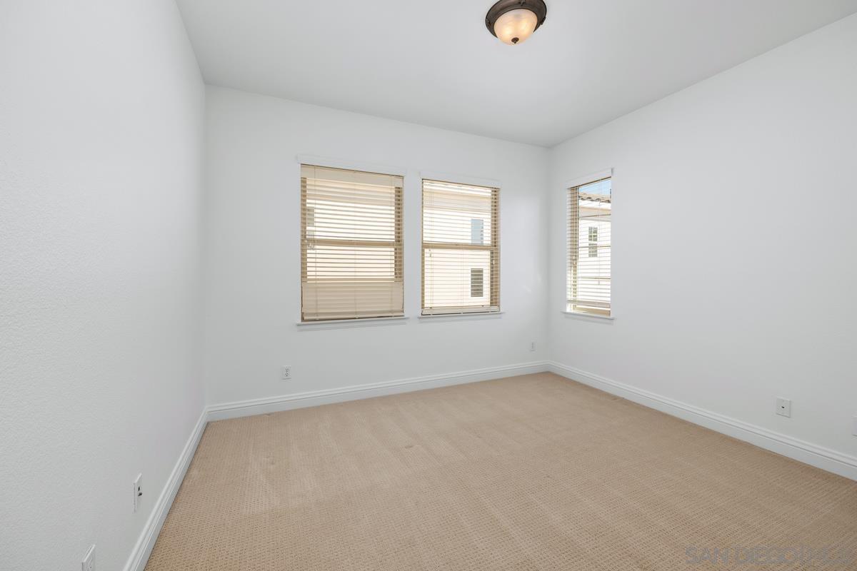 Detail Gallery Image 21 of 33 For 14694  via Monteverde, San Diego,  CA 92127 - 4 Beds | 3/1 Baths