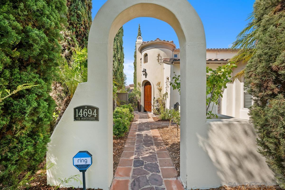 Detail Gallery Image 28 of 33 For 14694  via Monteverde, San Diego,  CA 92127 - 4 Beds | 3/1 Baths