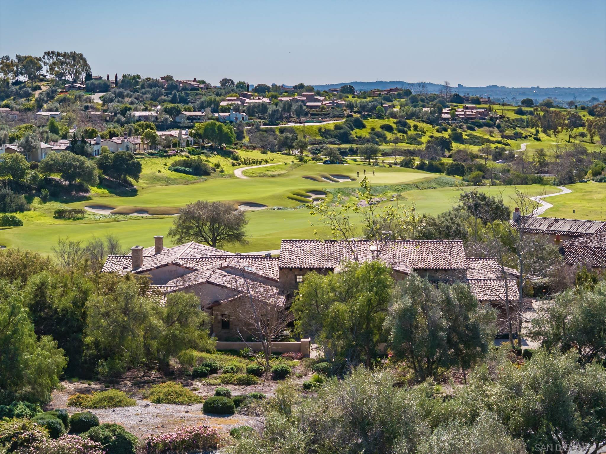Detail Gallery Image 22 of 35 For 8145  Run of the Knolls, San Diego,  CA 92127 - 5 Beds | 5/1 Baths