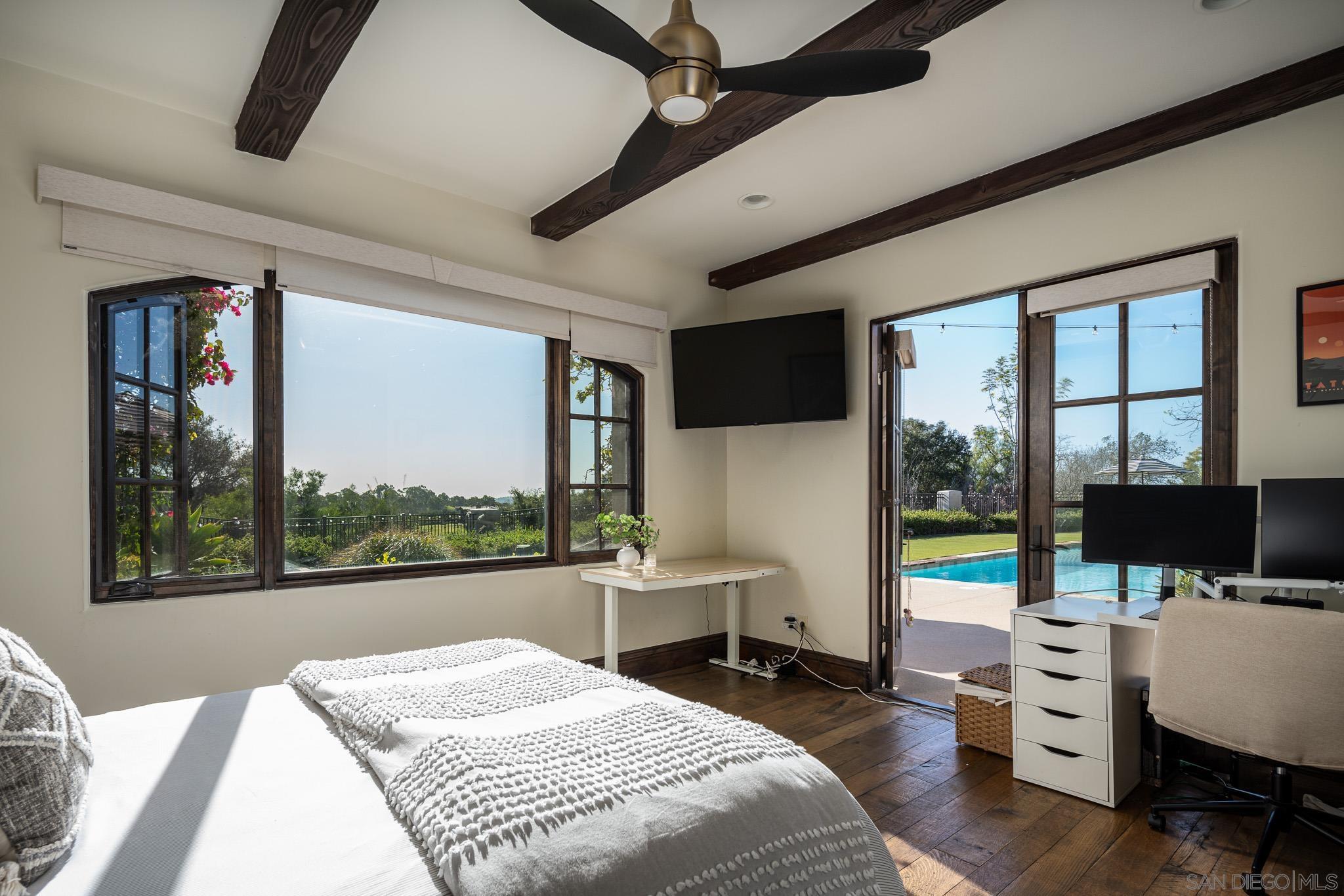 Detail Gallery Image 33 of 35 For 8145  Run of the Knolls, San Diego,  CA 92127 - 5 Beds | 5/1 Baths