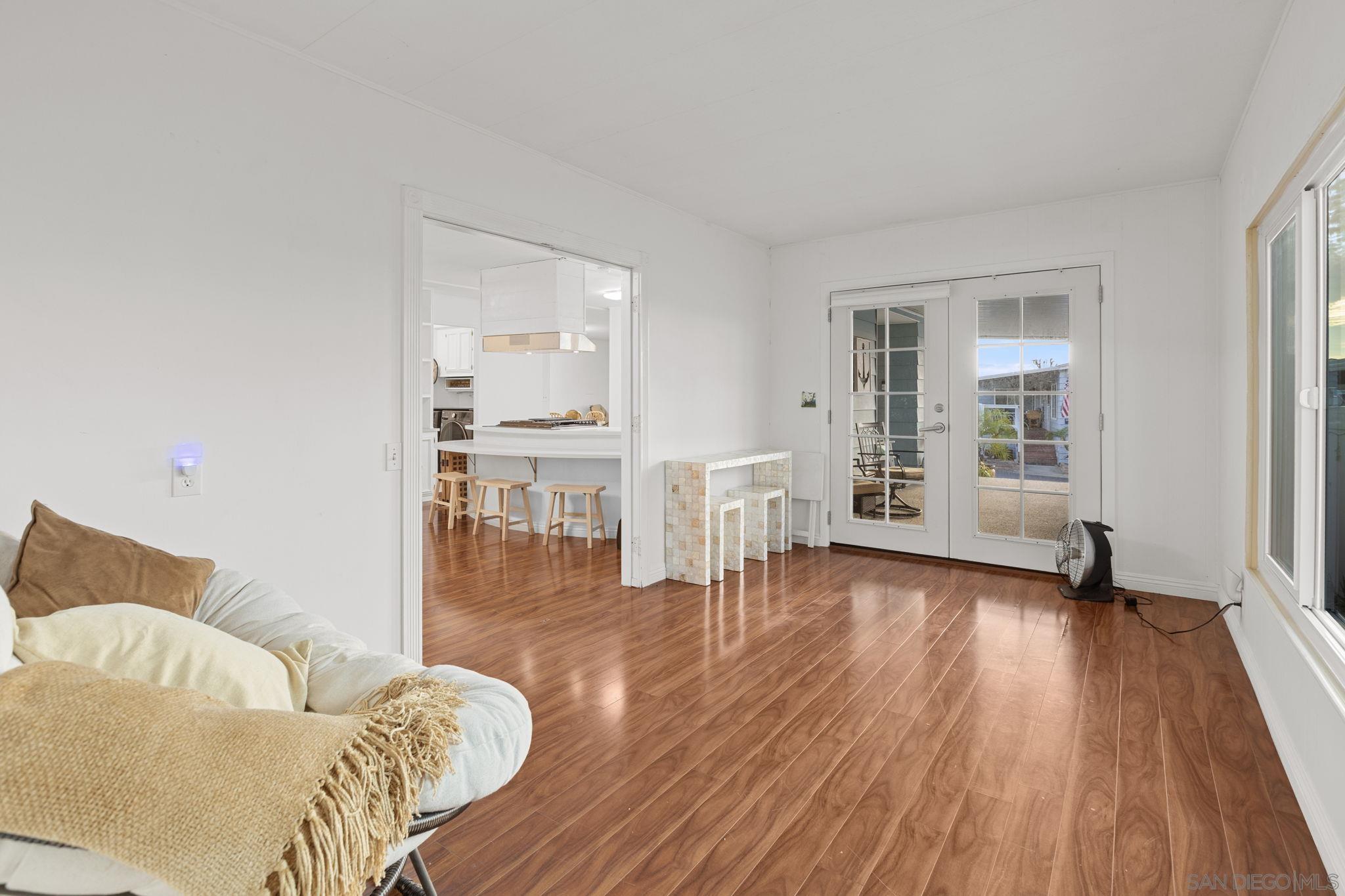 Detail Gallery Image 16 of 45 For 7326  San Bartolo  #220,  Carlsbad,  CA 92011 - 2 Beds | 2 Baths