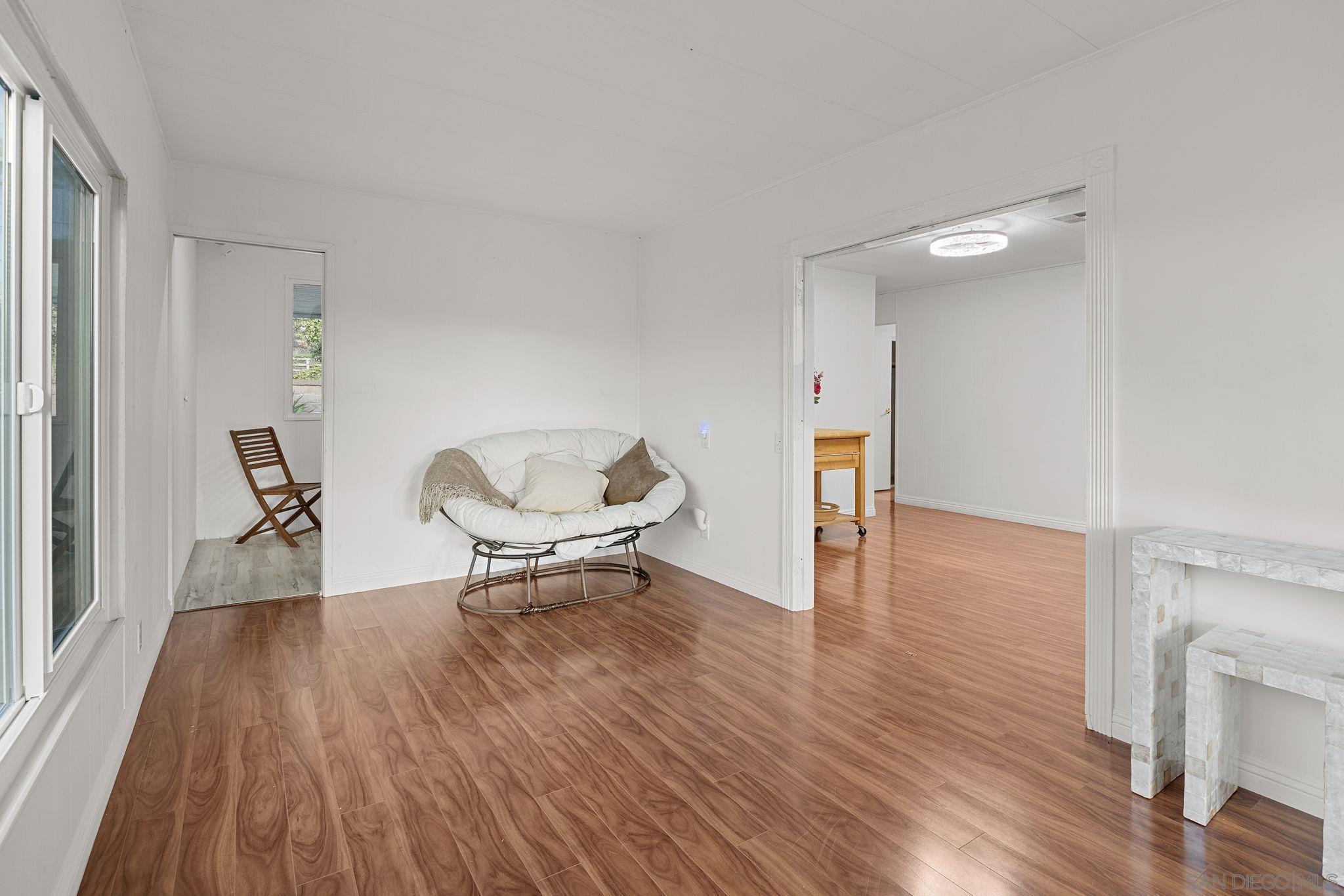 Detail Gallery Image 17 of 45 For 7326  San Bartolo  #220,  Carlsbad,  CA 92011 - 2 Beds | 2 Baths