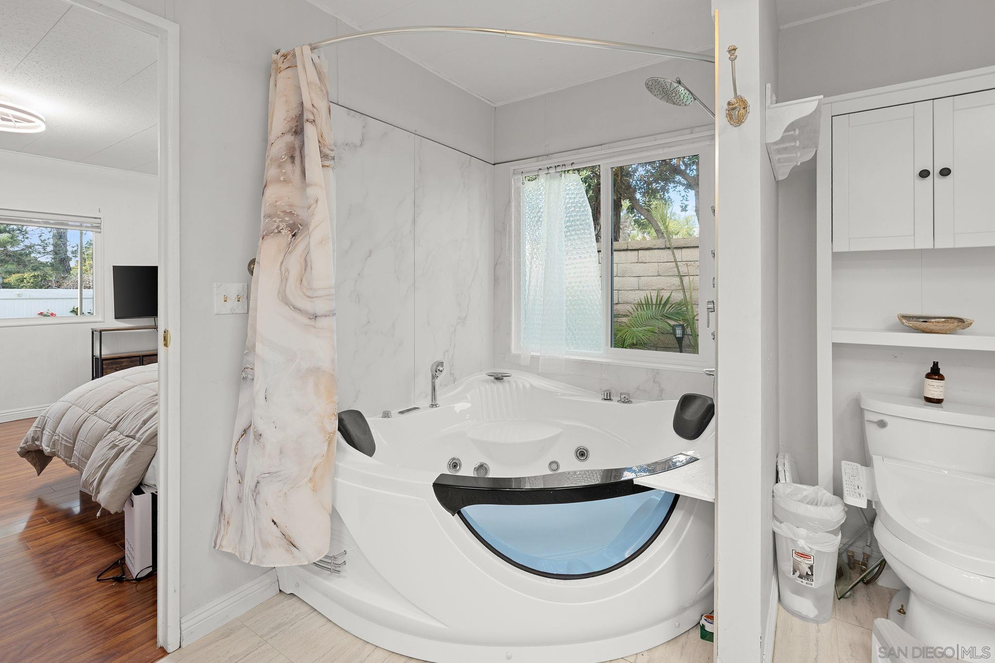 Detail Gallery Image 19 of 45 For 7326  San Bartolo  #220,  Carlsbad,  CA 92011 - 2 Beds | 2 Baths