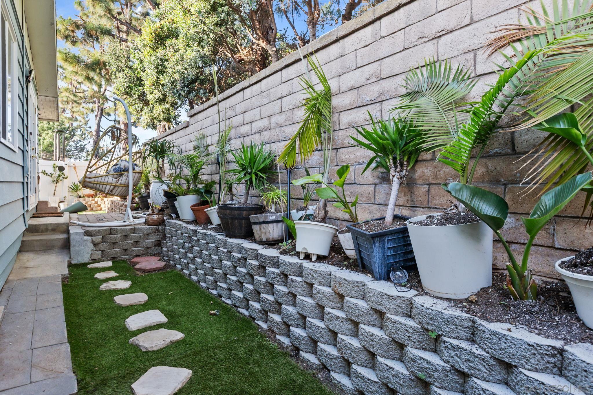 Detail Gallery Image 29 of 45 For 7326  San Bartolo  #220,  Carlsbad,  CA 92011 - 2 Beds | 2 Baths