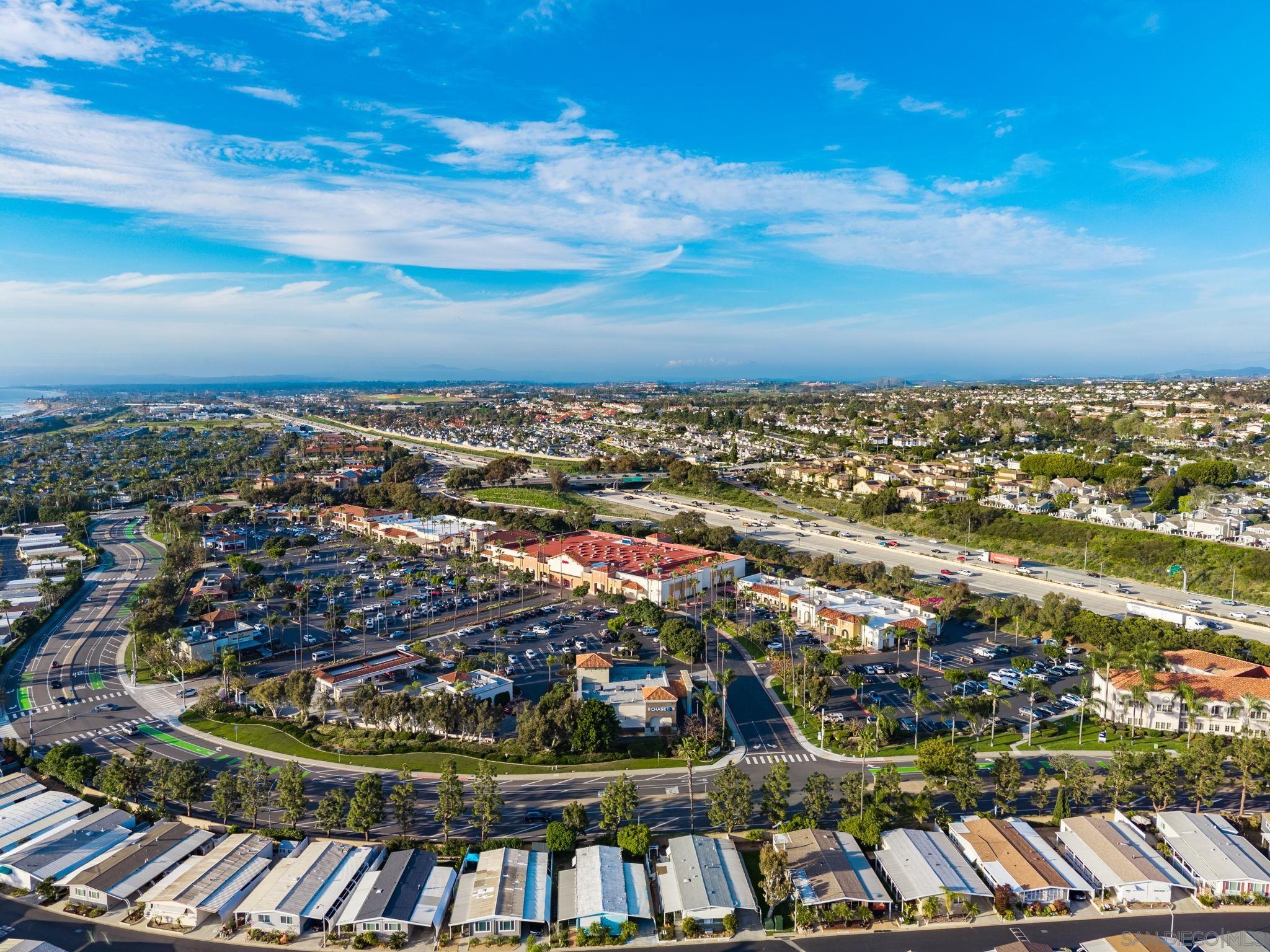 Detail Gallery Image 36 of 45 For 7326  San Bartolo  #220,  Carlsbad,  CA 92011 - 2 Beds | 2 Baths
