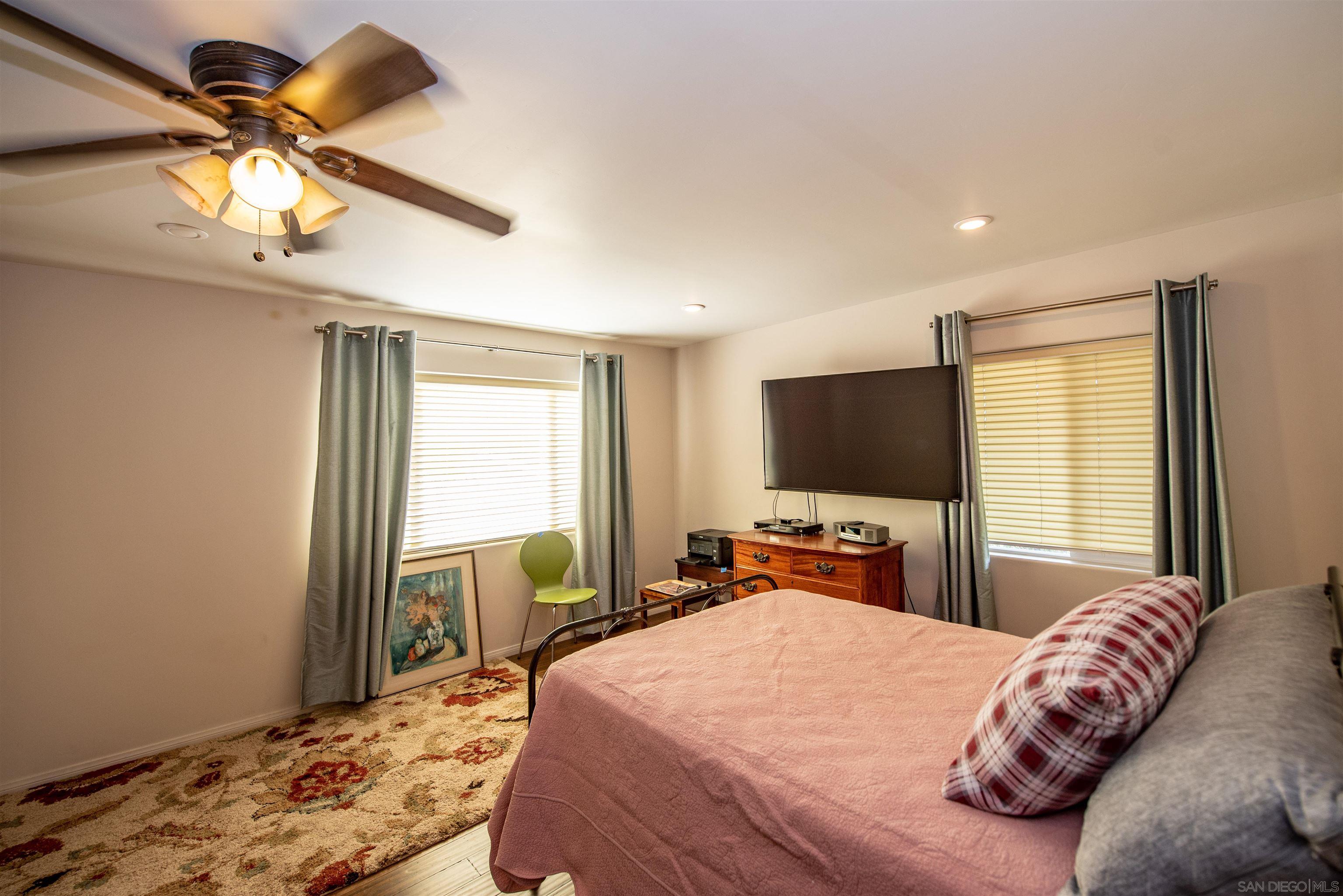 Detail Gallery Image 15 of 75 For 6406-08 N Radio Dr, San Diego,  CA 92114 - – Beds | – Baths