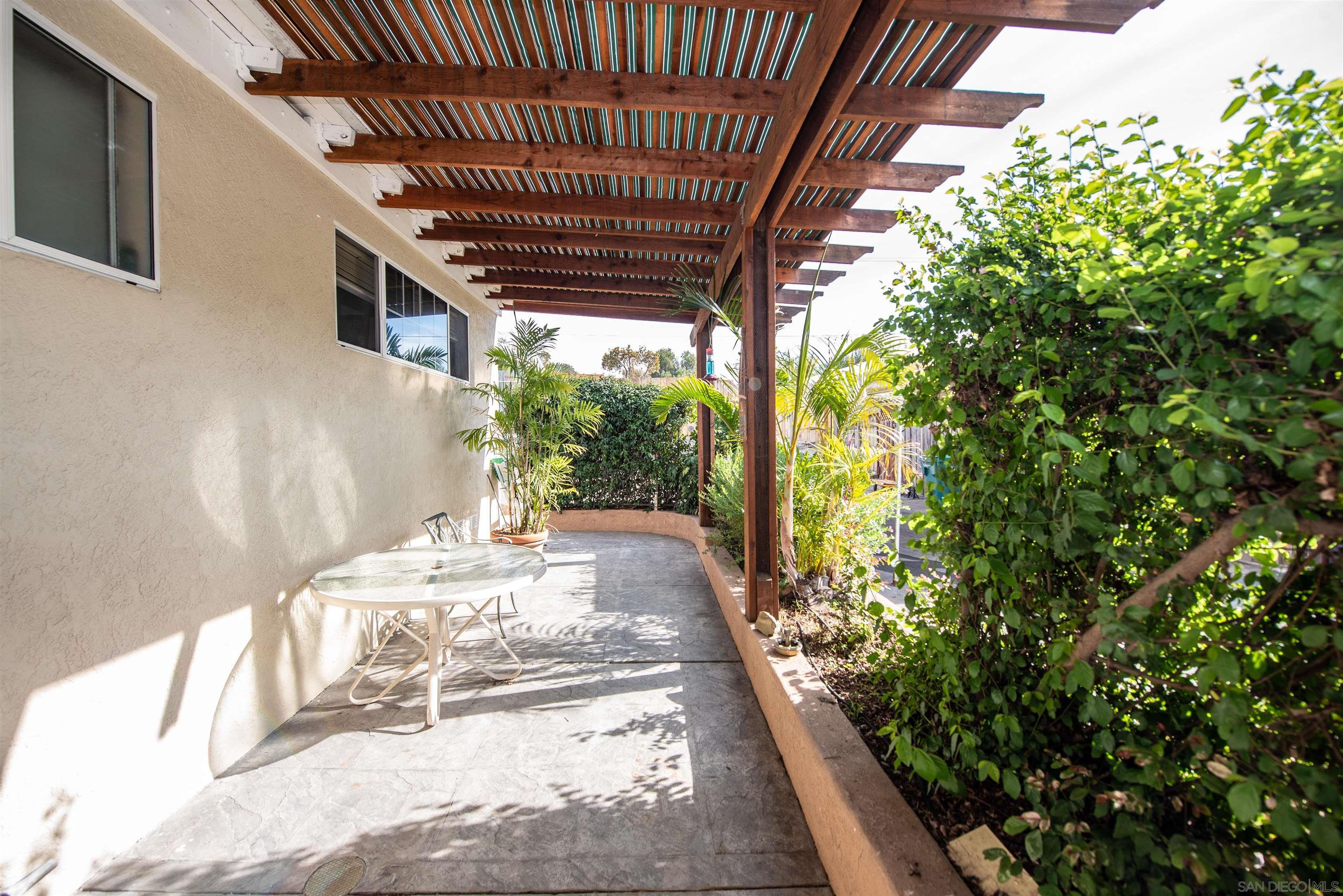 Detail Gallery Image 24 of 75 For 6406-08 N Radio Dr, San Diego,  CA 92114 - – Beds | – Baths