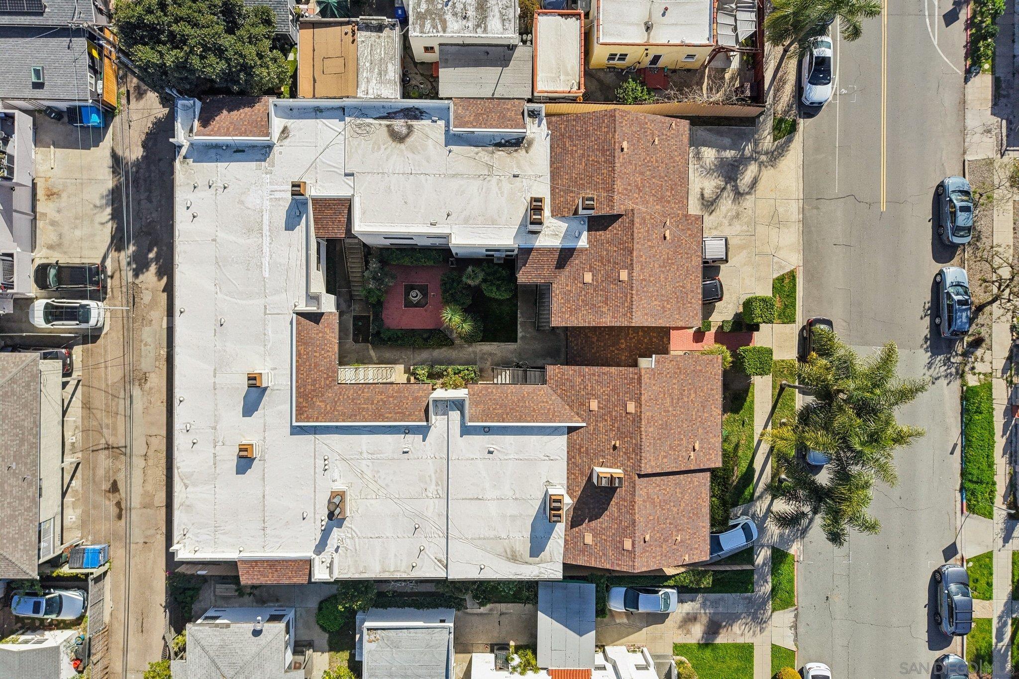 Detail Gallery Image 30 of 34 For 4415  38th St  #4,  San Diego,  CA 92116 - 2 Beds | 2 Baths