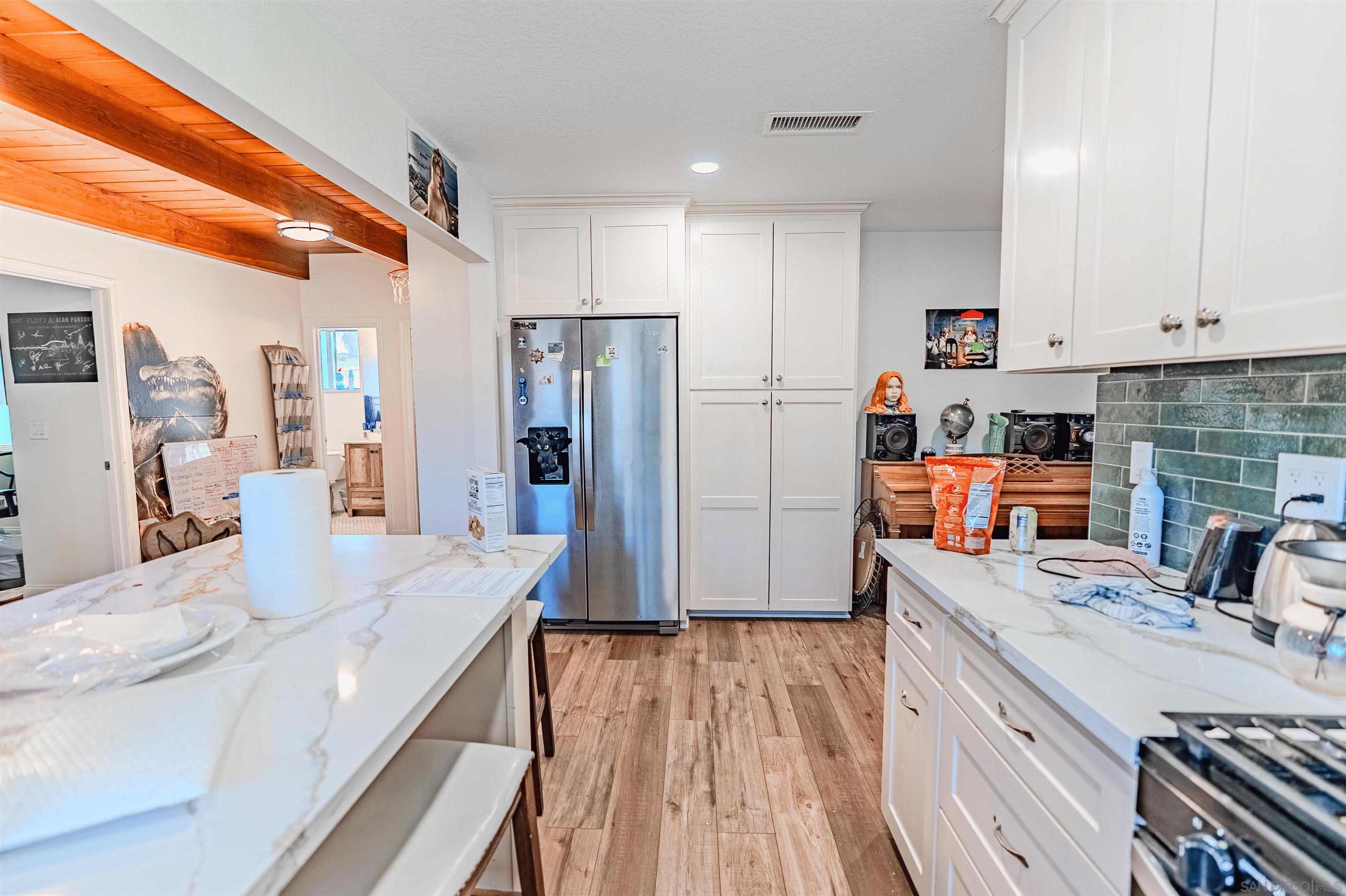 Detail Gallery Image 14 of 23 For 6443  Cleo St, San Diego,  CA 92115 - 5 Beds | 2 Baths