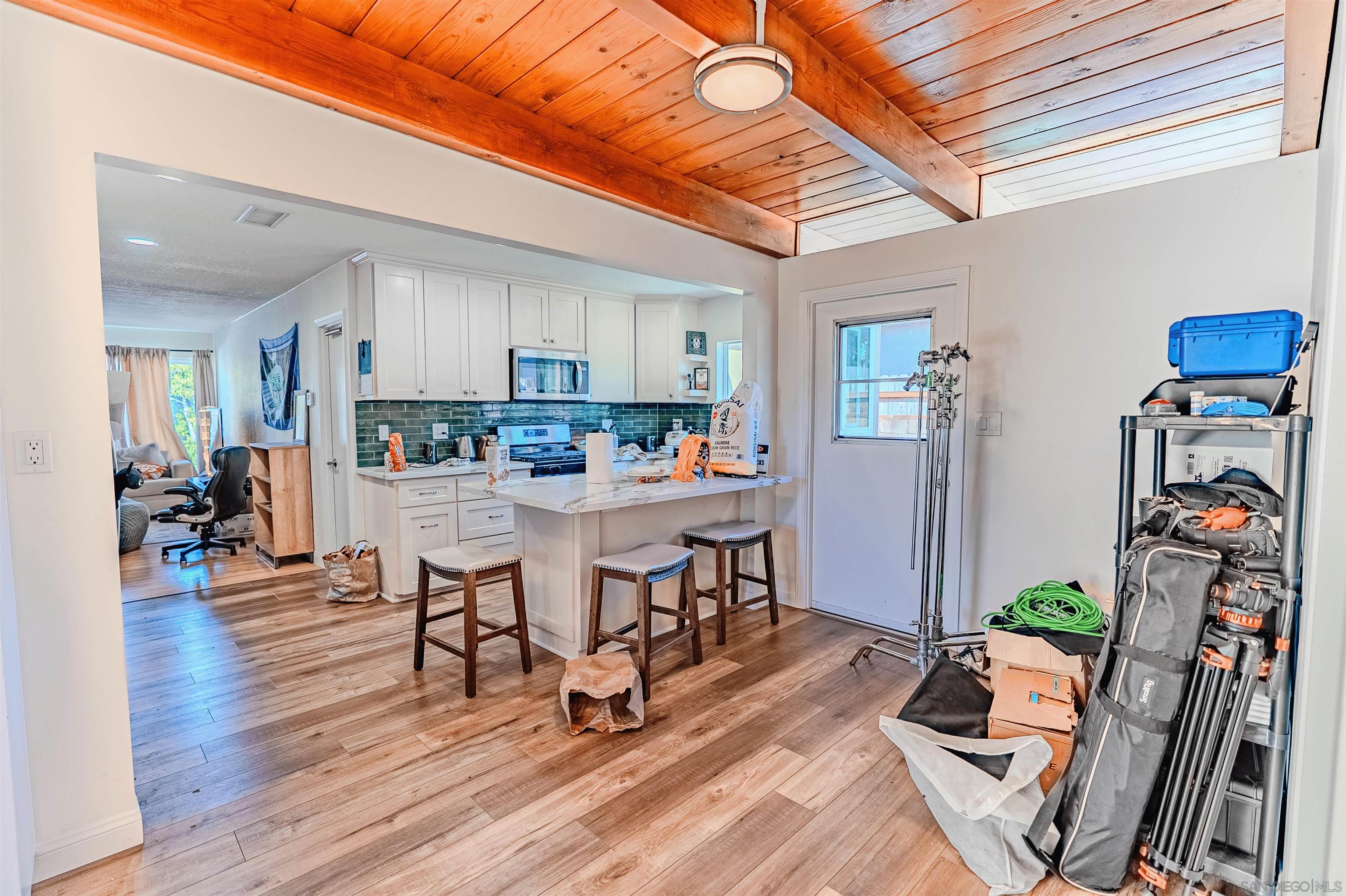 Detail Gallery Image 15 of 23 For 6443  Cleo St, San Diego,  CA 92115 - 5 Beds | 2 Baths