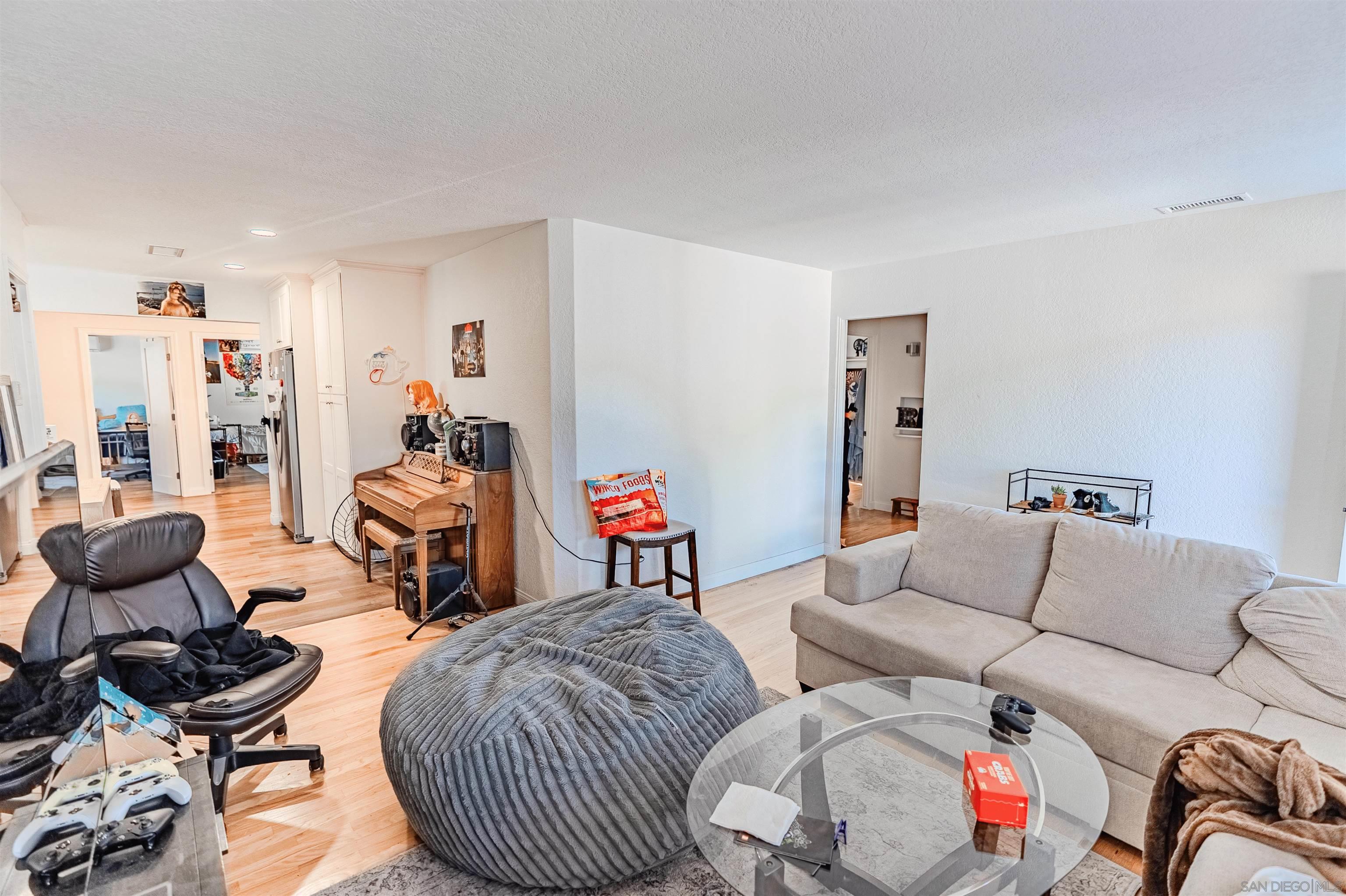 Detail Gallery Image 18 of 23 For 6443  Cleo St, San Diego,  CA 92115 - 5 Beds | 2 Baths