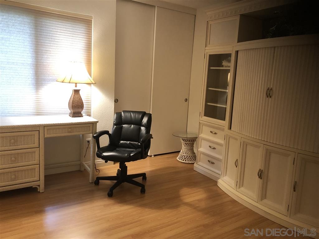 Detail Gallery Image 11 of 25 For 17657  Pomerado Rd  52, San Diego,  CA 92128 - 2 Beds | 2 Baths