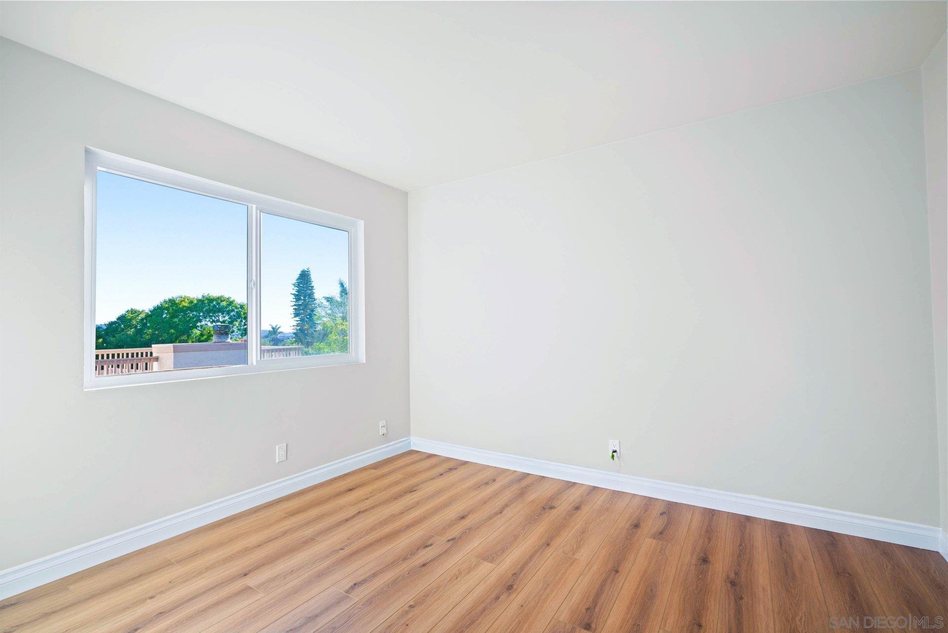 Detail Gallery Image 19 of 27 For 831  Santa Rosita, Solana Beach,  CA 92075 - 4 Beds | 2 Baths