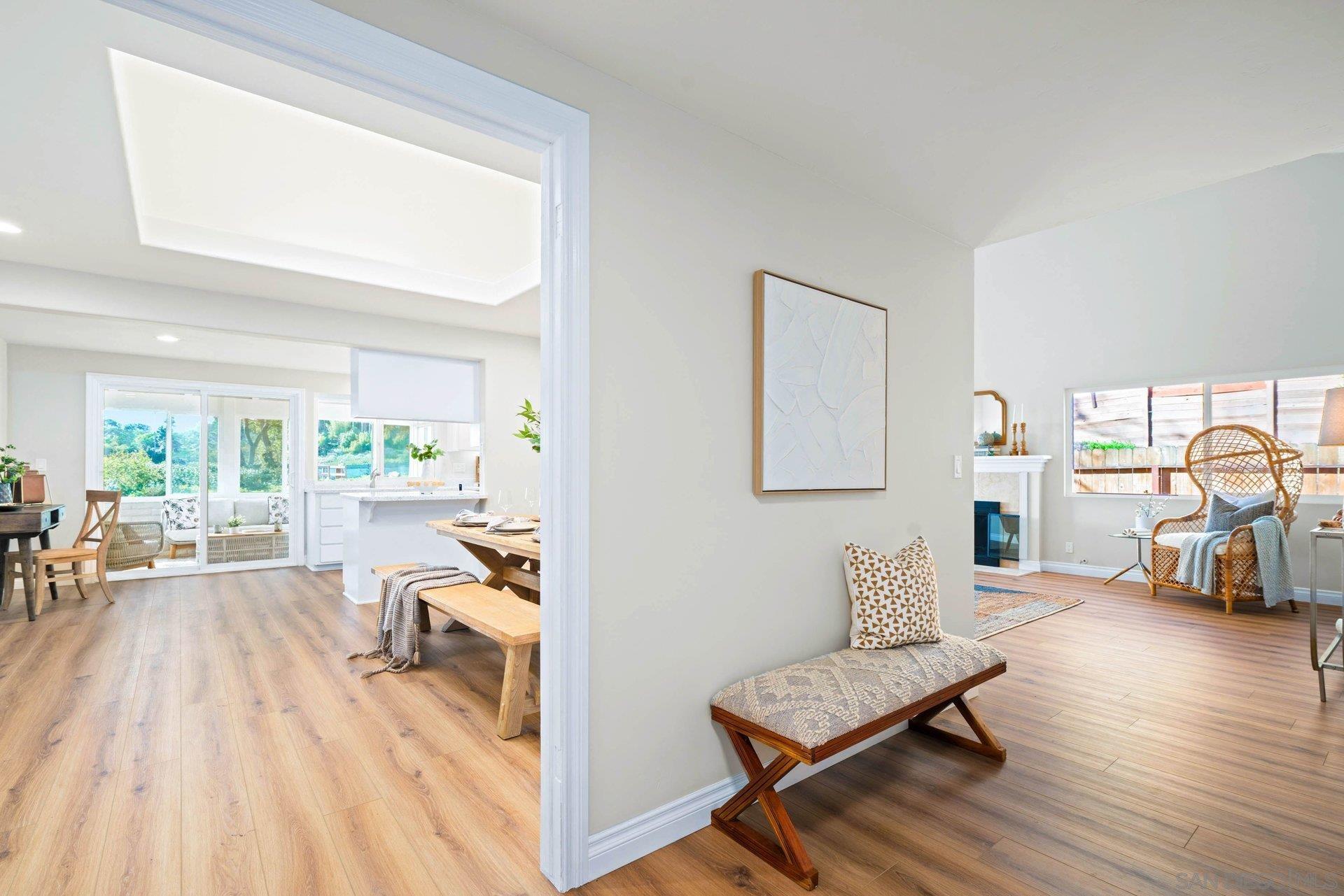 Detail Gallery Image 3 of 27 For 831  Santa Rosita, Solana Beach,  CA 92075 - 4 Beds | 2 Baths