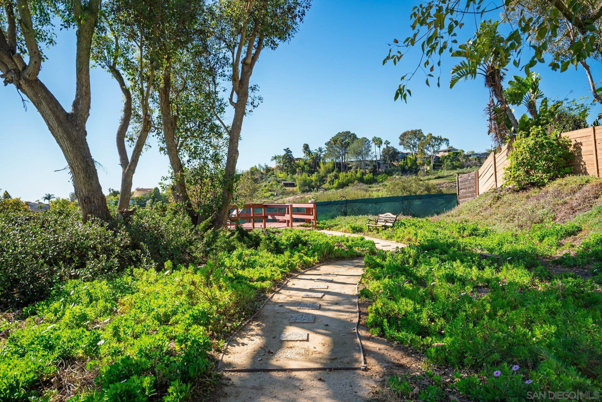 Detail Gallery Image 23 of 27 For 831  Santa Rosita, Solana Beach,  CA 92075 - 4 Beds | 2 Baths