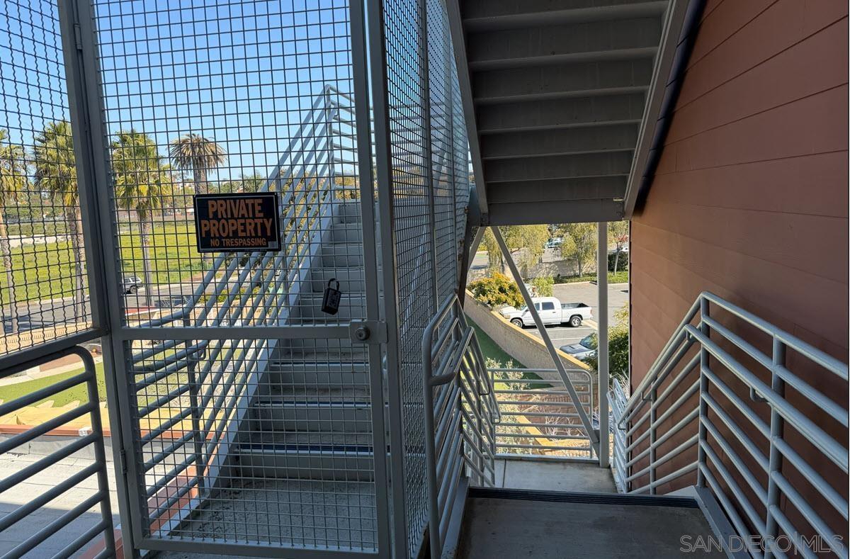 Detail Gallery Image 11 of 17 For 6801  Embarcadero Ln, Carlsbad,  CA 92011 - – Beds | – Baths