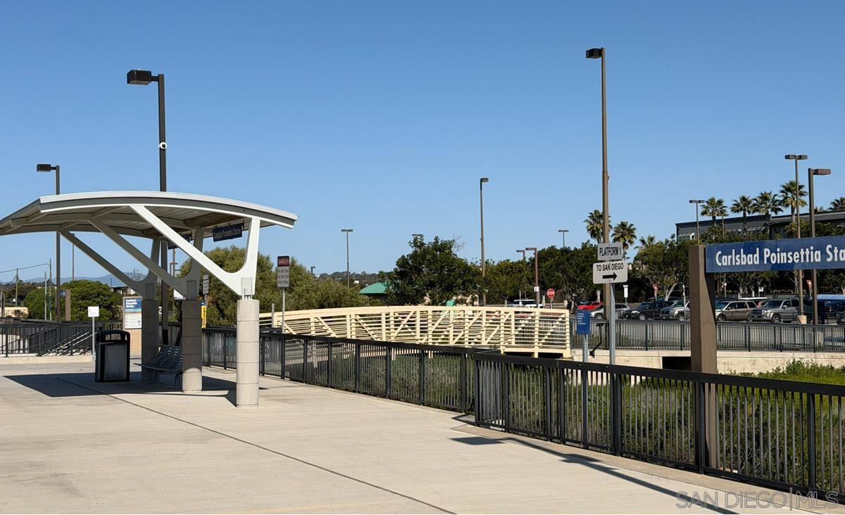 Detail Gallery Image 15 of 17 For 6801  Embarcadero Ln, Carlsbad,  CA 92011 - – Beds | – Baths