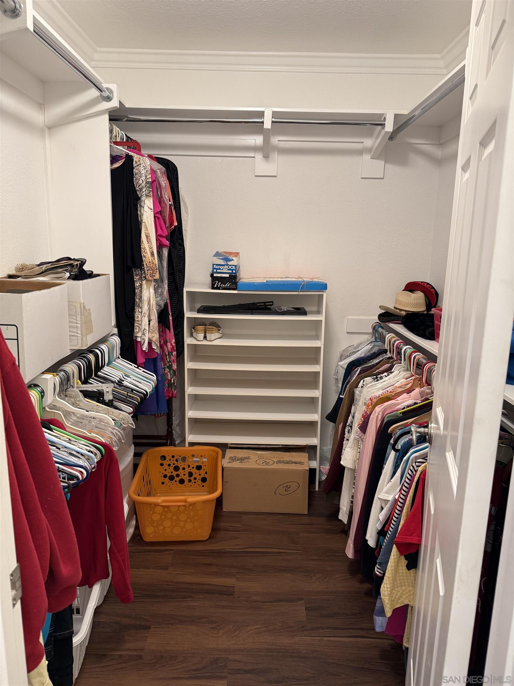 Detail Gallery Image 12 of 22 For 12333  Bachimba Court, San Diego,  CA 92128 - 3 Beds | 3 Baths