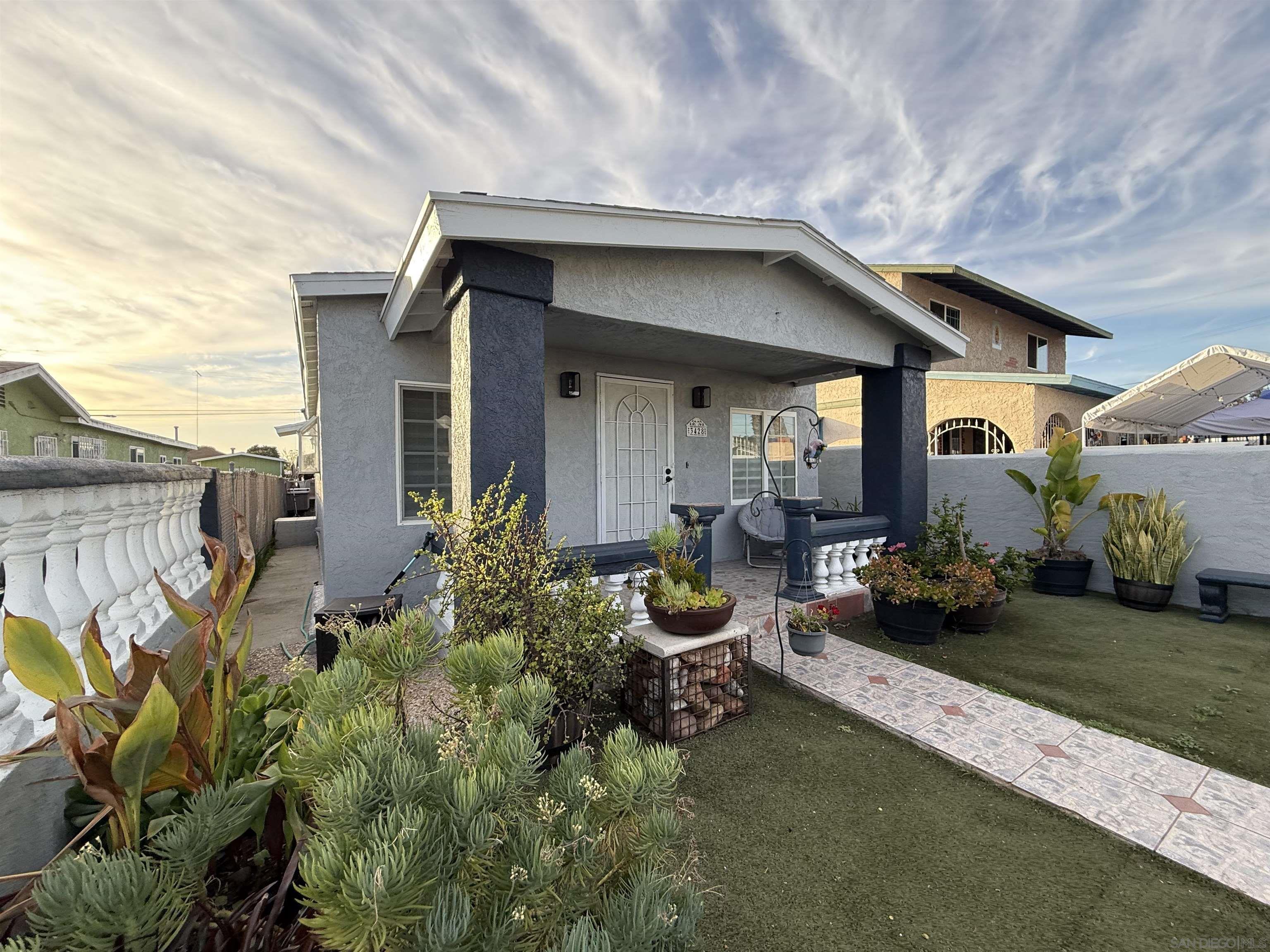 Front Image Thumbnail for SD260002553