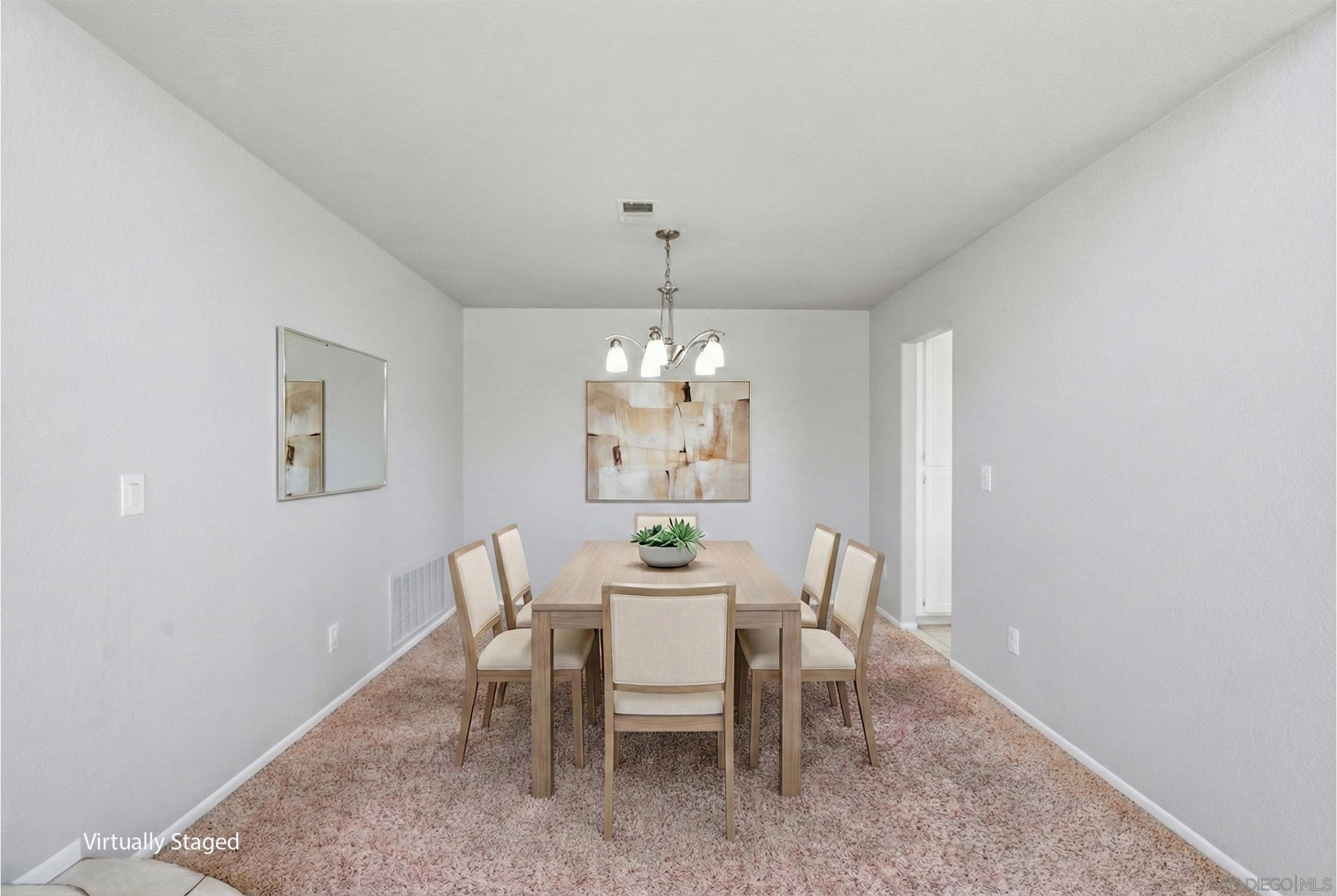 Detail Gallery Image 13 of 70 For 2517  Whispering Palms Loop, Chula Vista,  CA 91915 - 3 Beds | 2/1 Baths