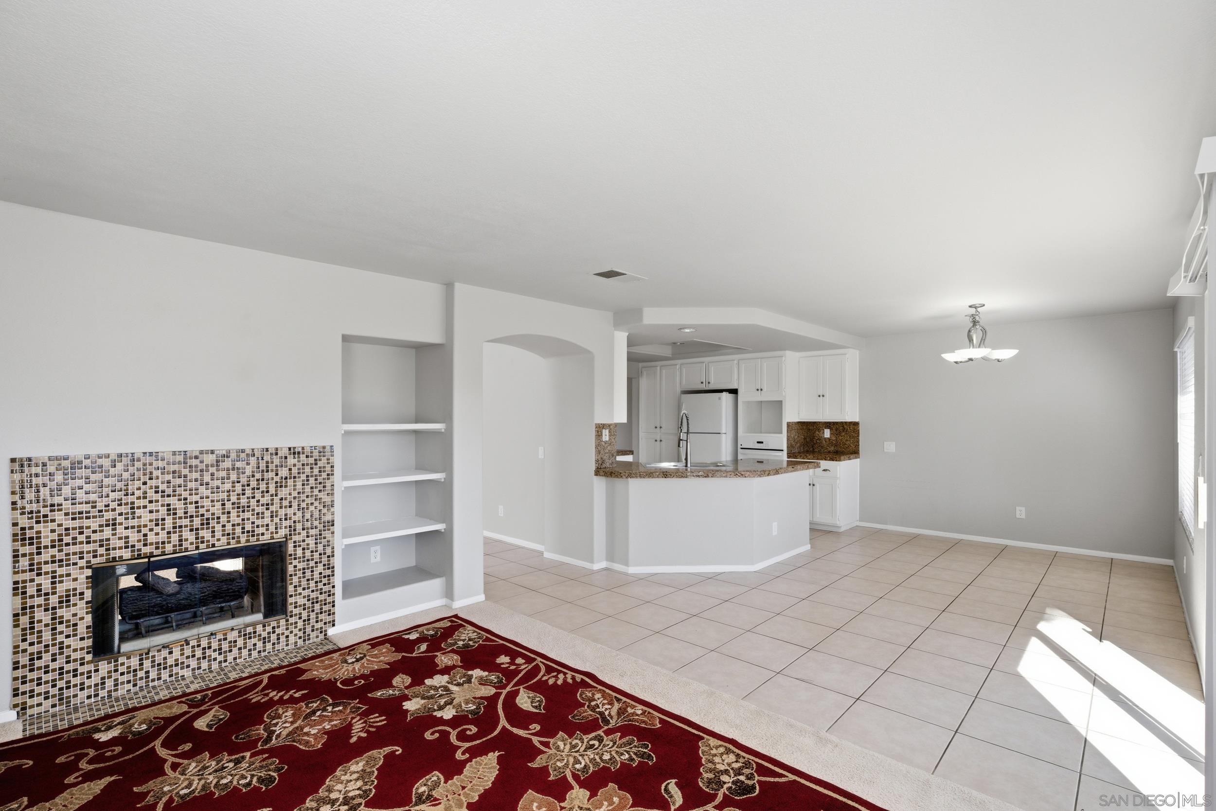 Detail Gallery Image 27 of 70 For 2517  Whispering Palms Loop, Chula Vista,  CA 91915 - 3 Beds | 2/1 Baths