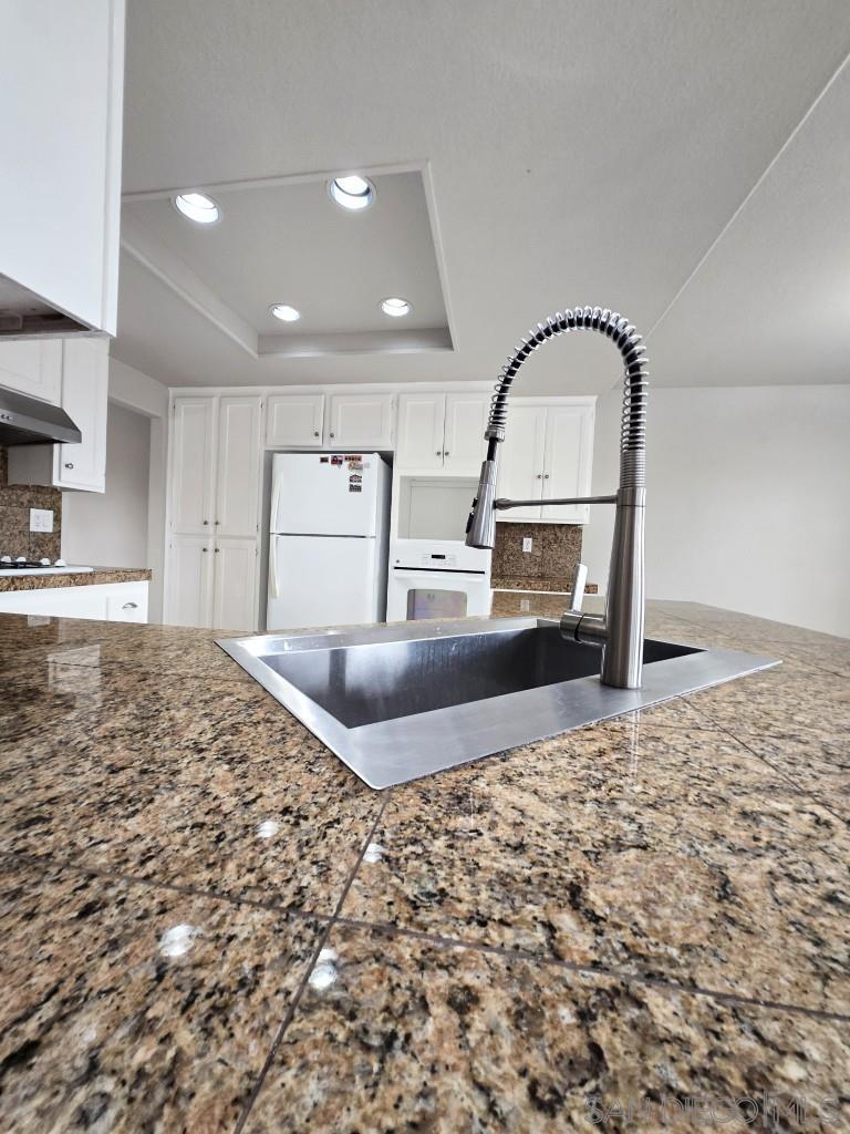 Detail Gallery Image 49 of 52 For 2517  Whispering Palms Loop, Chula Vista,  CA 91915 - 3 Beds | 2/1 Baths