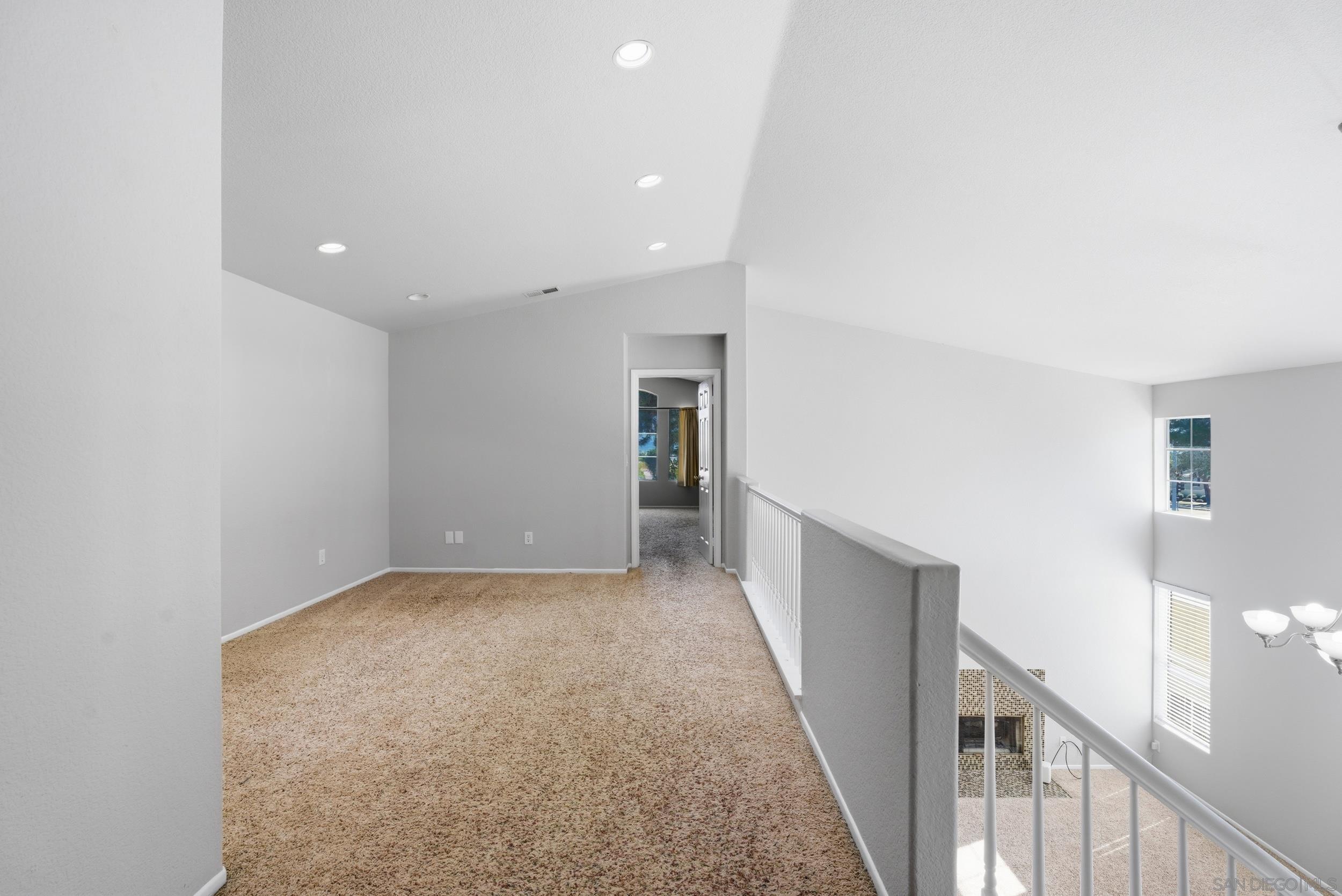 Detail Gallery Image 49 of 70 For 2517  Whispering Palms Loop, Chula Vista,  CA 91915 - 3 Beds | 2/1 Baths