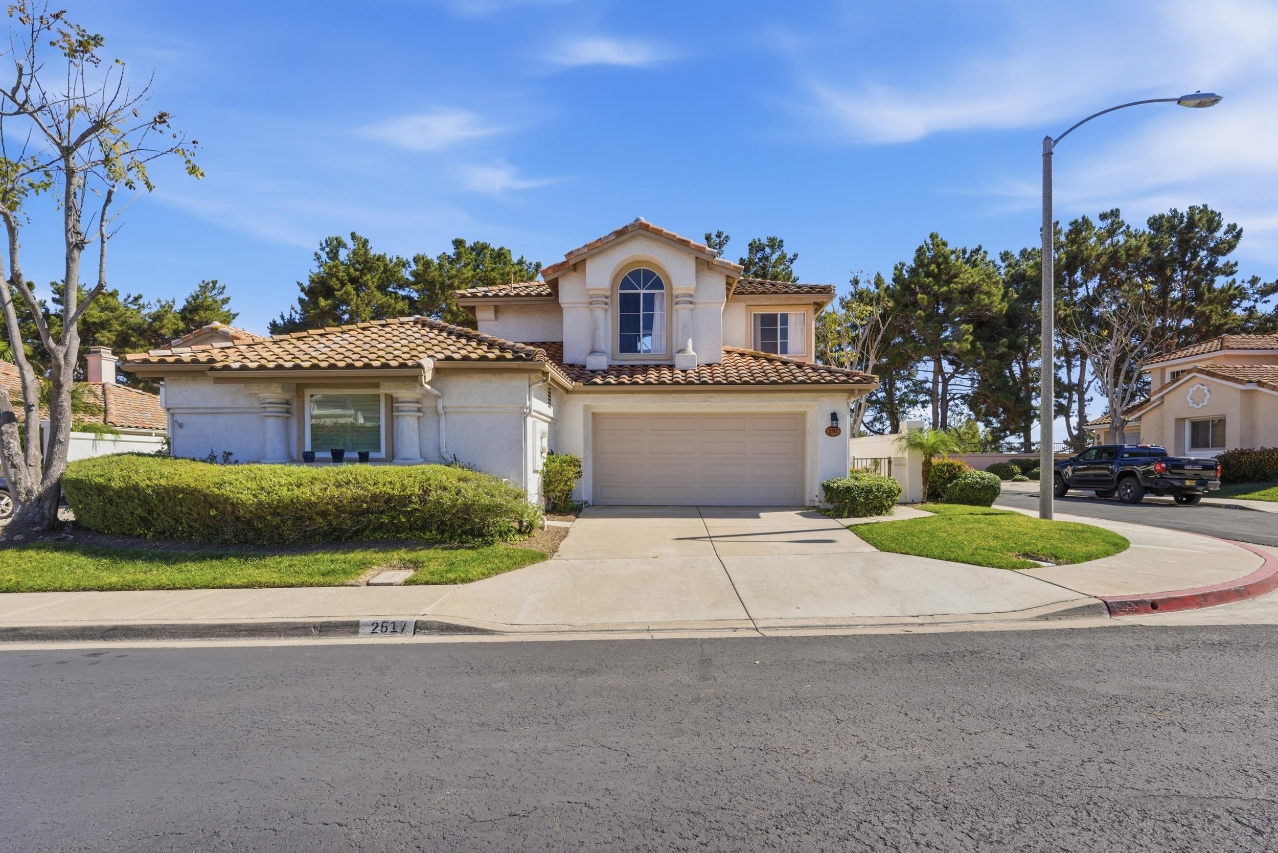 Detail Gallery Image 7 of 70 For 2517  Whispering Palms Loop, Chula Vista,  CA 91915 - 3 Beds | 2/1 Baths