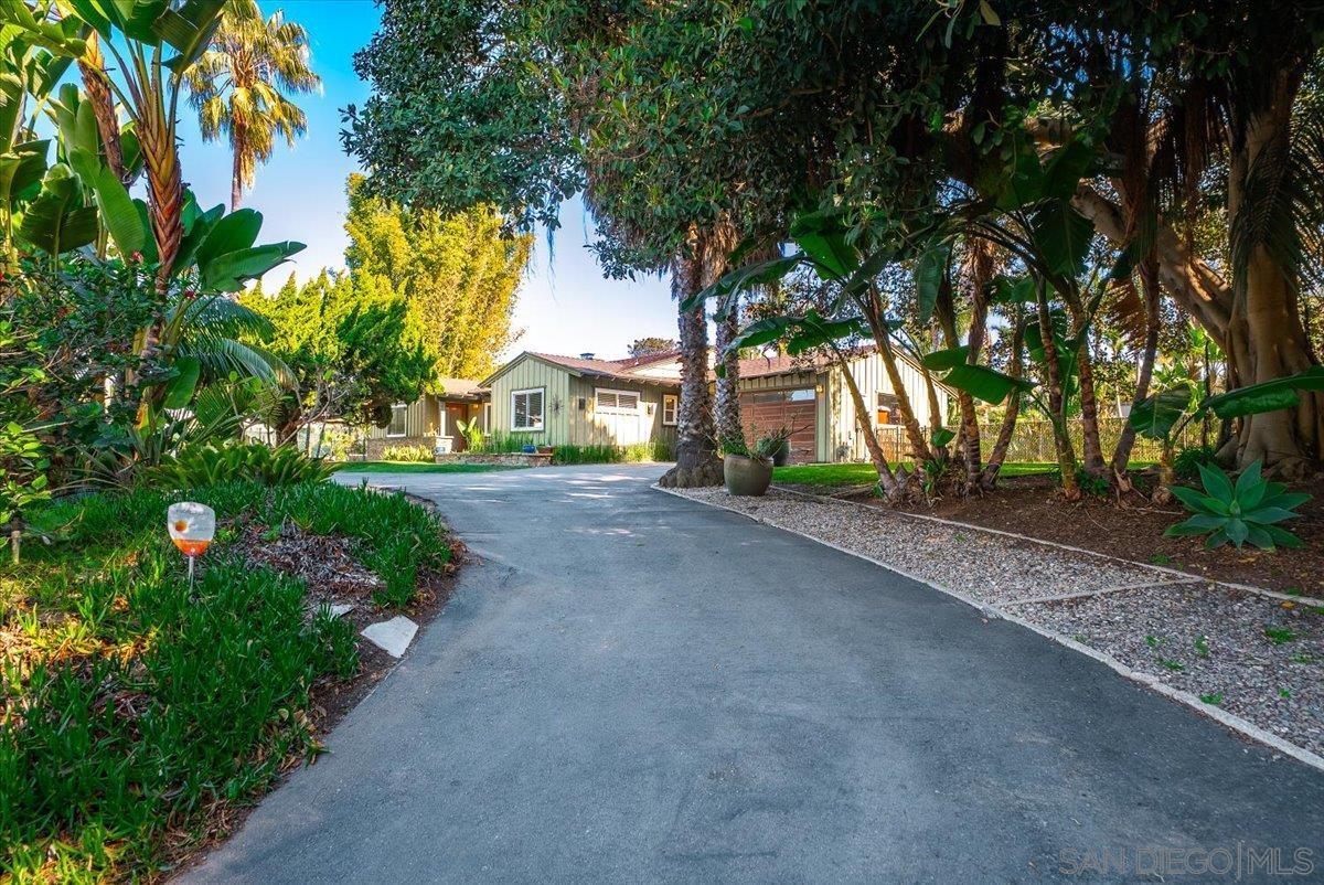 Detail Gallery Image 7 of 60 For 1386  Lake Drive, Encinitas,  CA 92024 - 4 Beds | 3 Baths