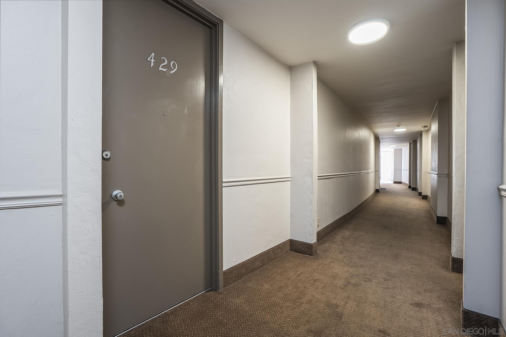 Detail Gallery Image 2 of 42 For 3050  Rue Dorleans  429, San Diego,  CA 92110 - 2 Beds | 1 Baths