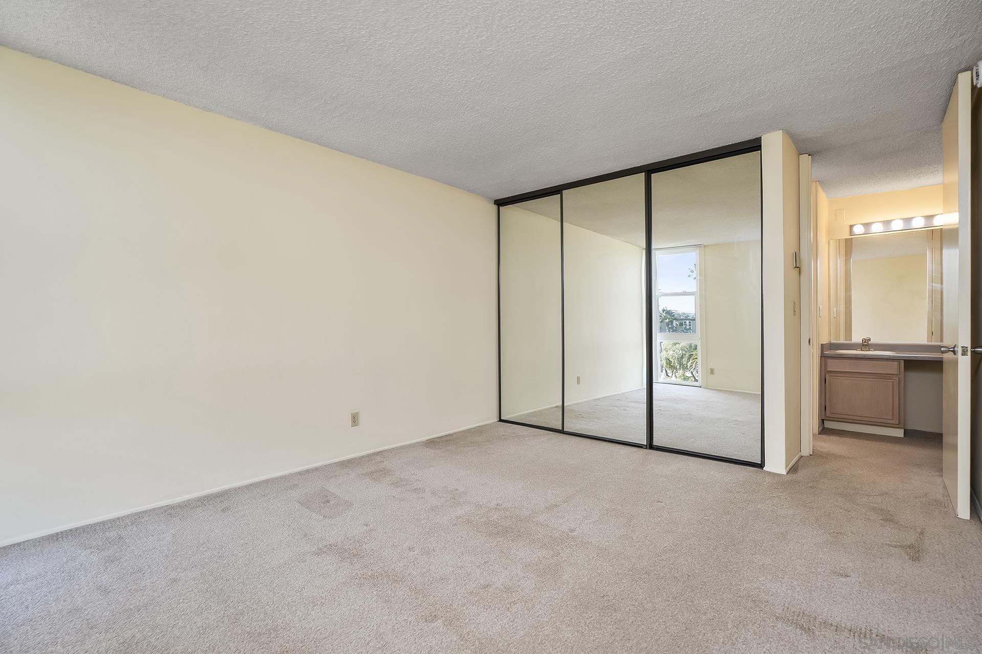 Detail Gallery Image 11 of 42 For 3050  Rue Dorleans  429, San Diego,  CA 92110 - 2 Beds | 1 Baths