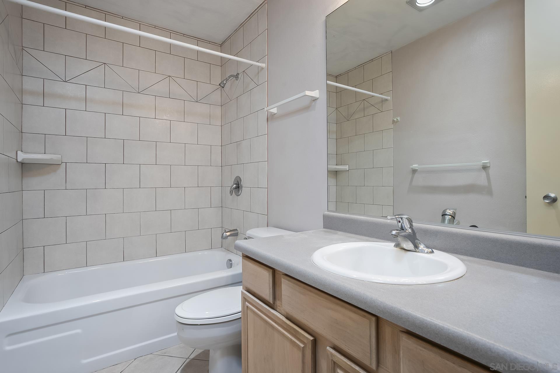 Detail Gallery Image 15 of 42 For 3050  Rue Dorleans  429, San Diego,  CA 92110 - 2 Beds | 1 Baths