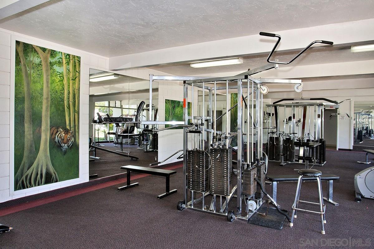 Detail Gallery Image 35 of 42 For 3050  Rue Dorleans  429, San Diego,  CA 92110 - 2 Beds | 1 Baths