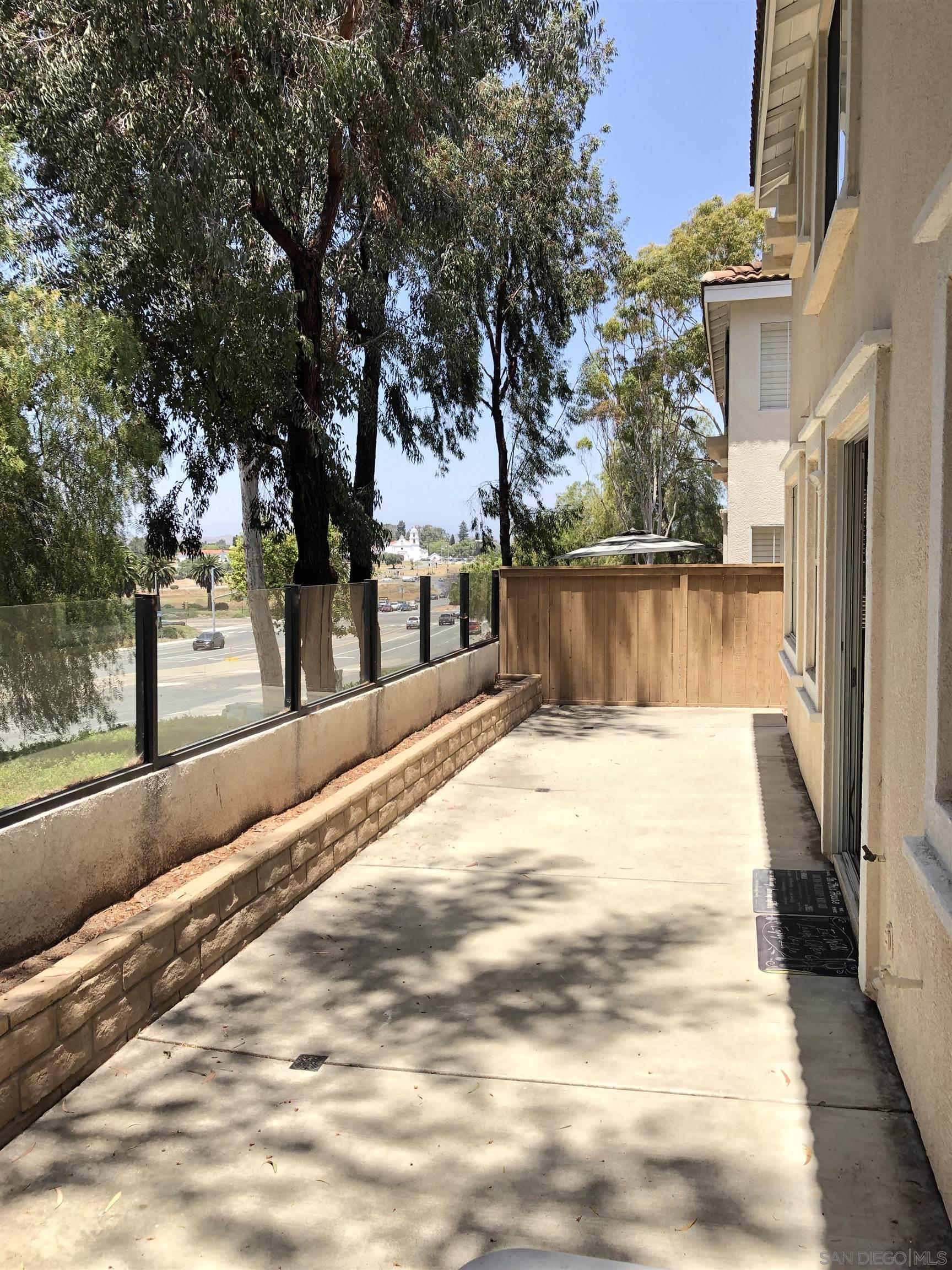 Detail Gallery Image 19 of 32 For 229  Melinda, Oceanside,  CA 92057 - 4 Beds | 2/1 Baths