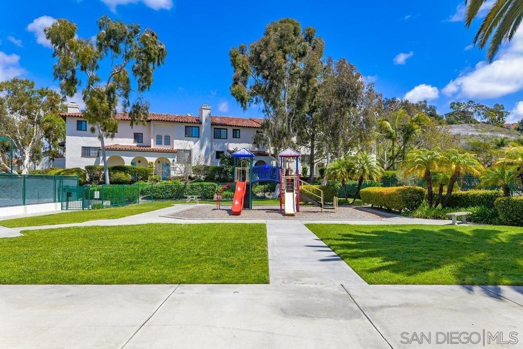 Detail Gallery Image 25 of 32 For 229  Melinda, Oceanside,  CA 92057 - 4 Beds | 2/1 Baths