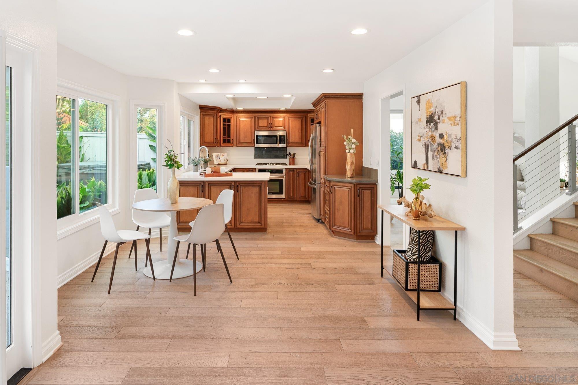 Detail Gallery Image 12 of 44 For 4246  Cordobes Cv, San Diego,  CA 92130 - 3 Beds | 2/1 Baths