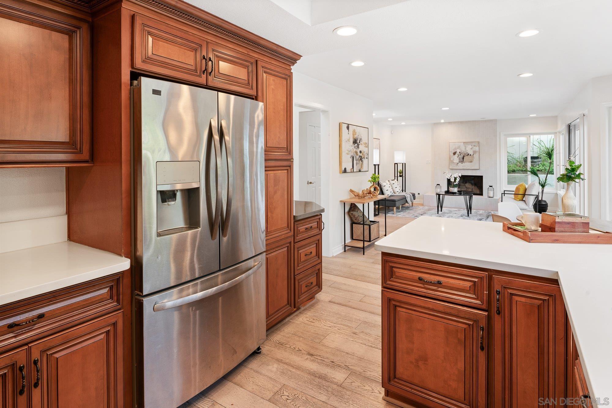 Detail Gallery Image 16 of 44 For 4246  Cordobes Cv, San Diego,  CA 92130 - 3 Beds | 2/1 Baths