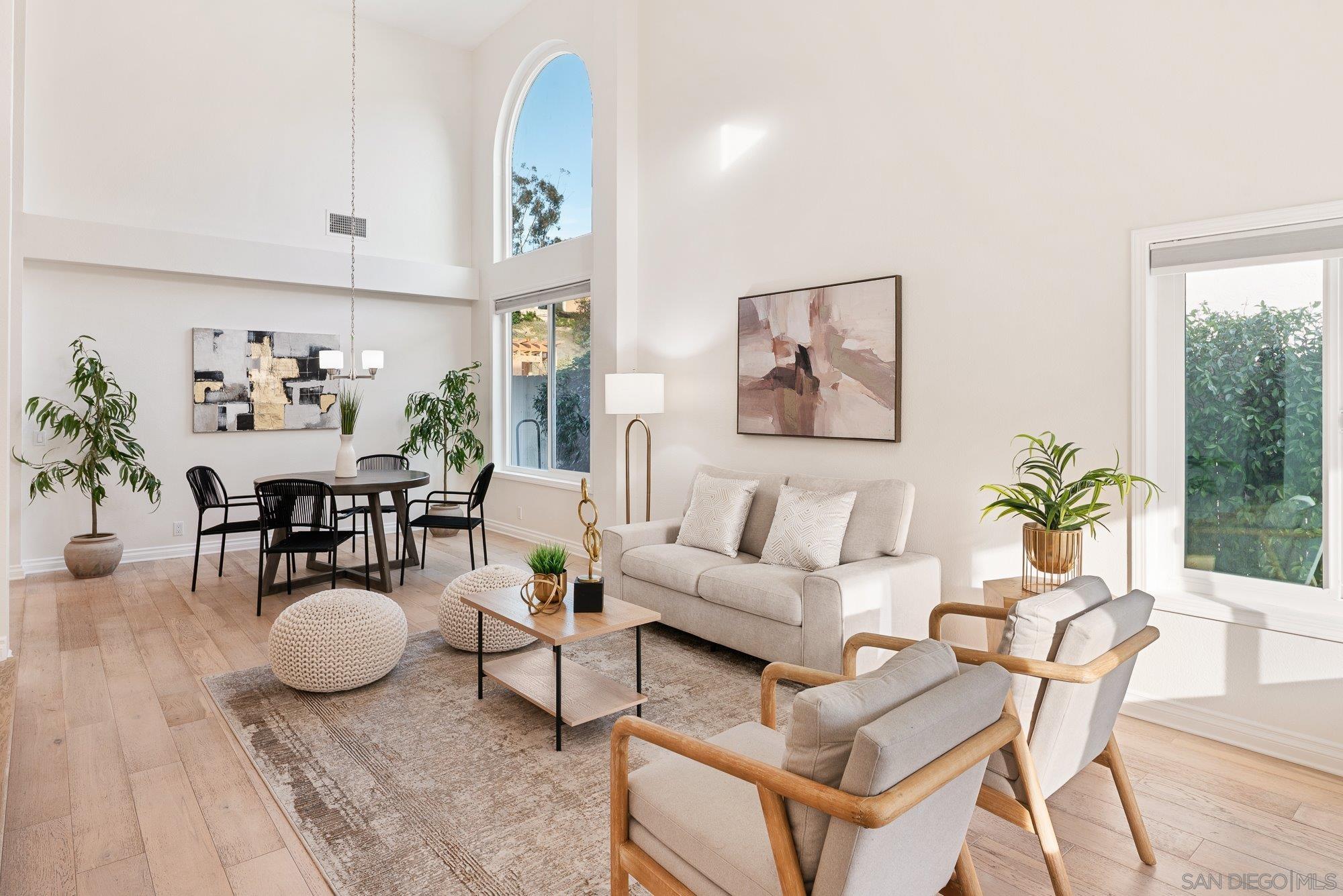 Detail Gallery Image 4 of 44 For 4246  Cordobes Cv, San Diego,  CA 92130 - 3 Beds | 2/1 Baths