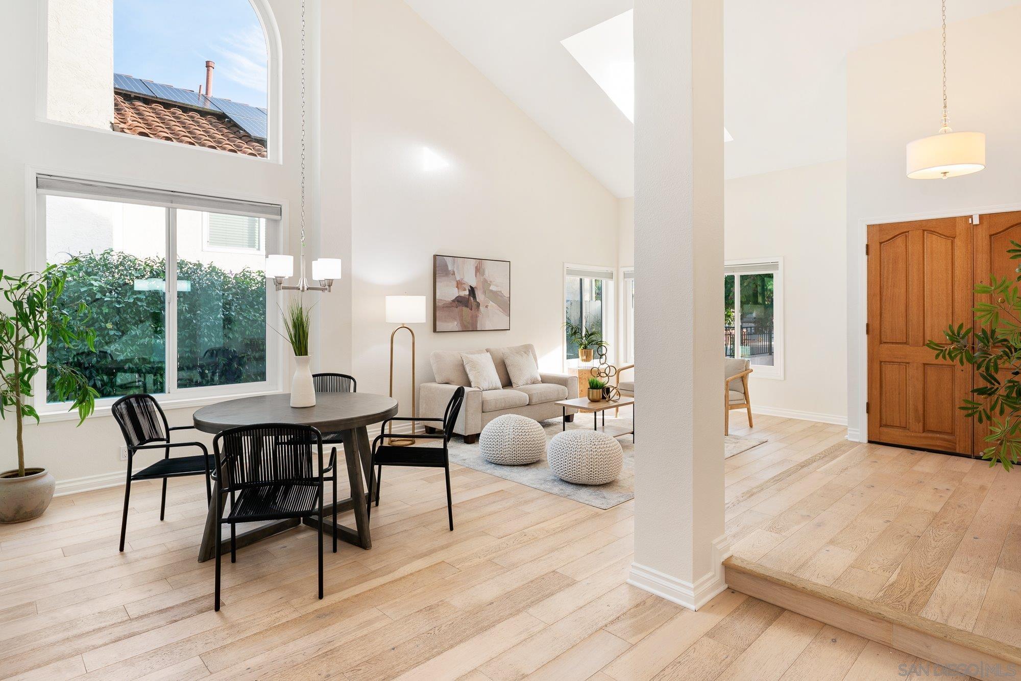 Detail Gallery Image 7 of 44 For 4246  Cordobes Cv, San Diego,  CA 92130 - 3 Beds | 2/1 Baths