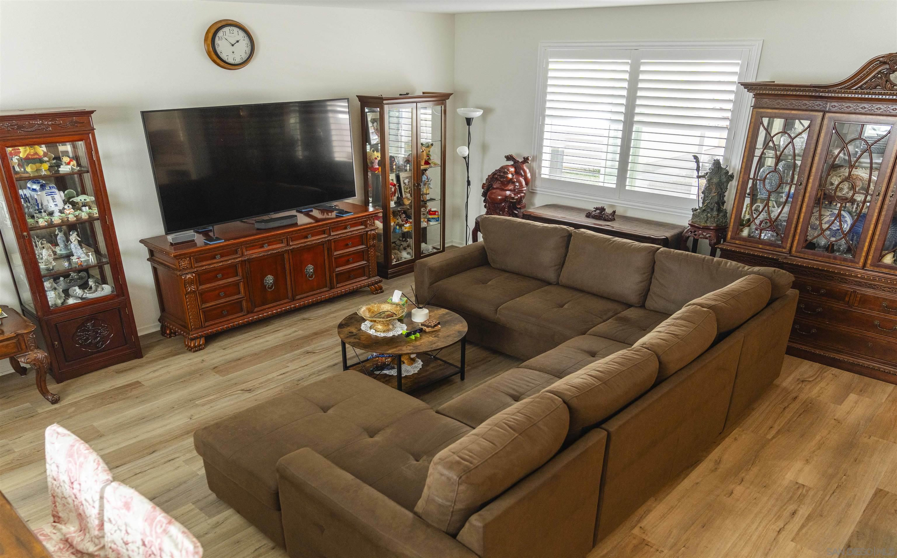 Detail Gallery Image 15 of 49 For 5216  Beachfront Cove St  #UNIT 41,  San Diego,  CA 92154 - 4 Beds | 2/1 Baths