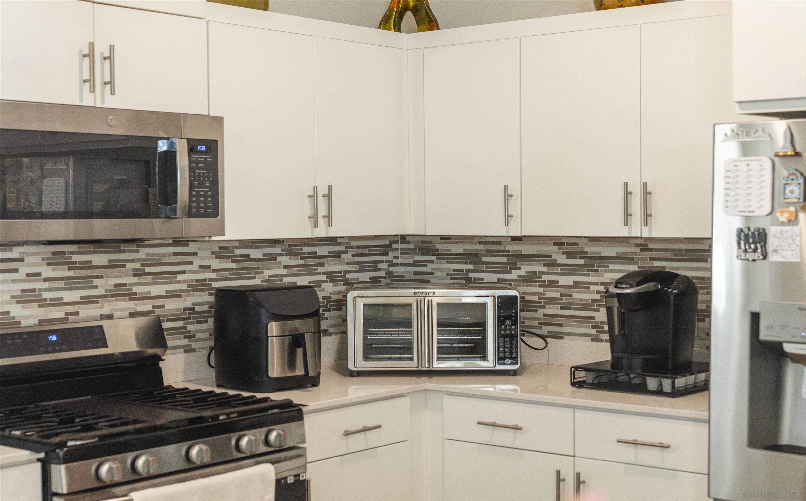 Detail Gallery Image 28 of 49 For 5216  Beachfront Cove St  #UNIT 41,  San Diego,  CA 92154 - 4 Beds | 2/1 Baths