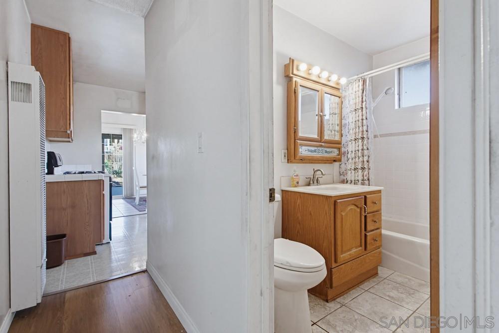 Detail Gallery Image 16 of 24 For 1015  Cedar Brook, Escondido,  CA 92025 - 3 Beds | 1 Baths