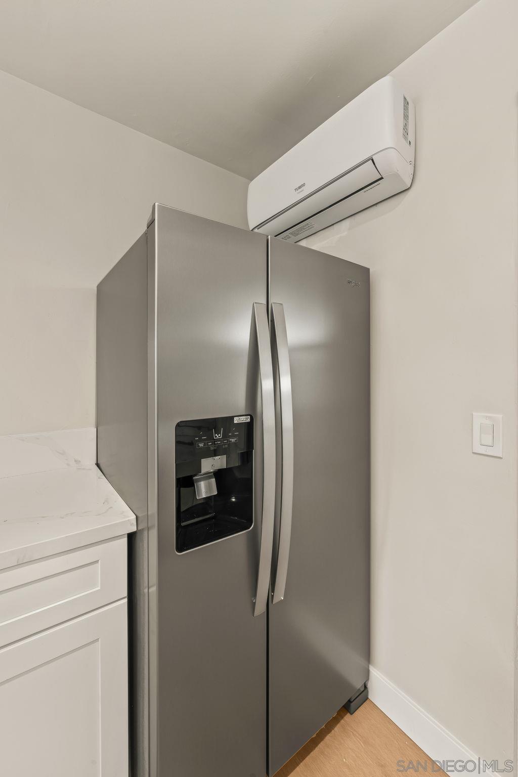 Detail Gallery Image 10 of 31 For 4356  Clairemont Dr, San Diego,  CA 92117 - 2 Beds | 1 Baths