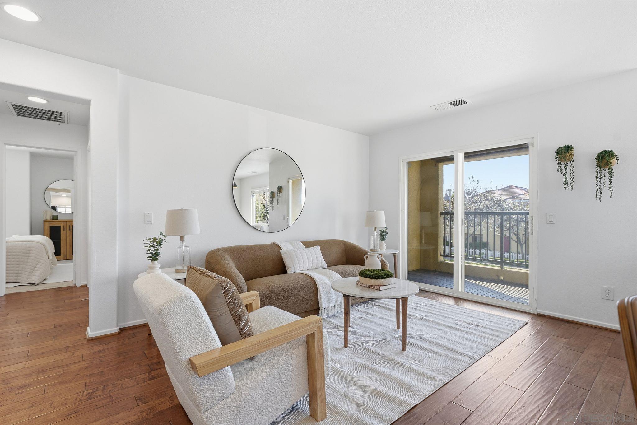 Detail Gallery Image 19 of 43 For 1453  Levant Ln  #1,  Chula Vista,  CA 91913 - 2 Beds | 2 Baths