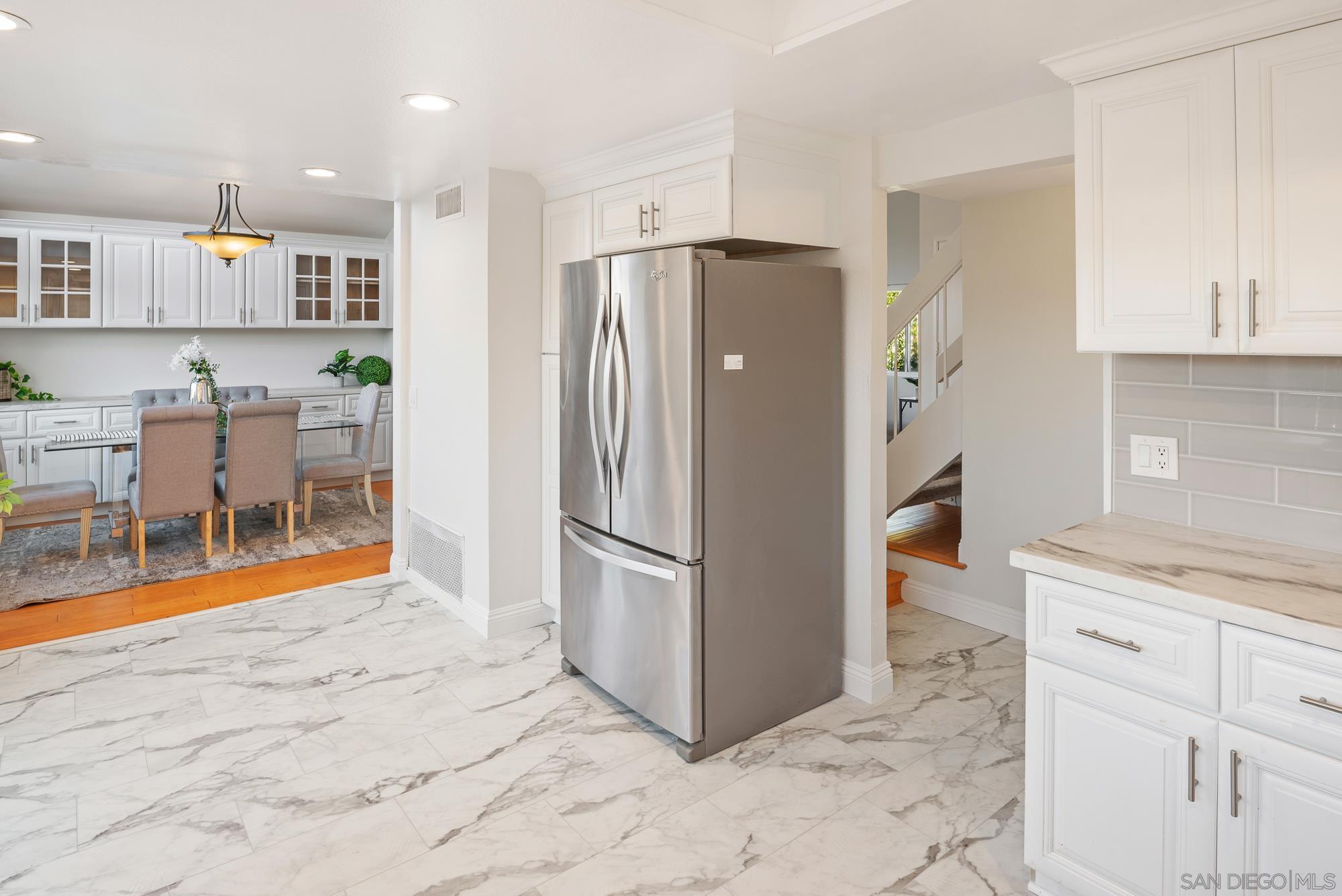 Detail Gallery Image 16 of 46 For 6868  Deer Hollow, San Diego,  CA 92120 - 4 Beds | 2/1 Baths