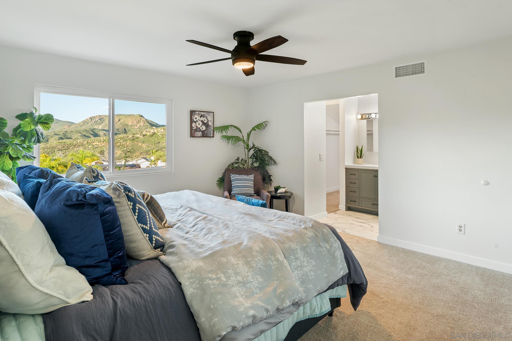 Detail Gallery Image 22 of 46 For 6868  Deer Hollow, San Diego,  CA 92120 - 4 Beds | 2/1 Baths
