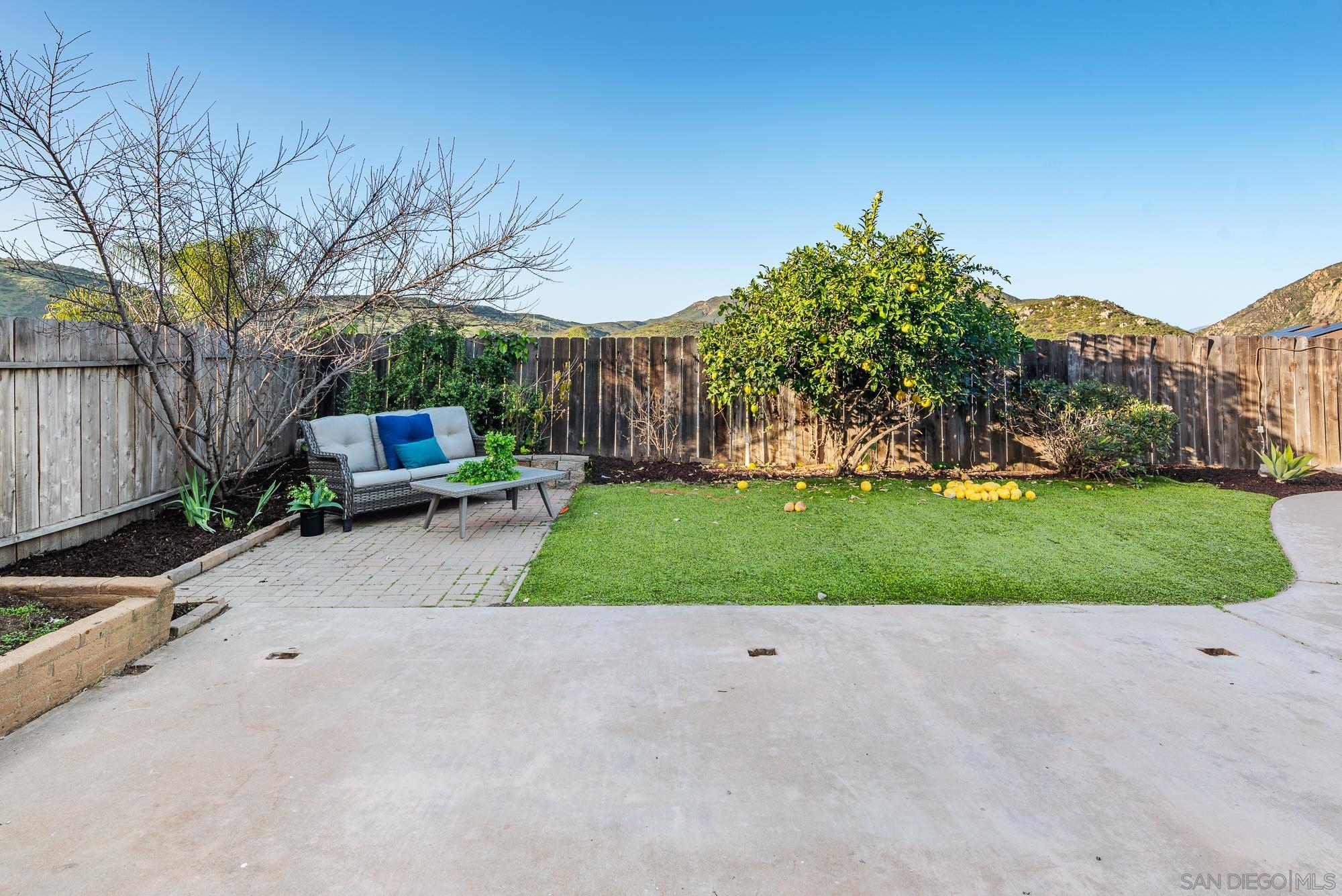 Detail Gallery Image 34 of 46 For 6868  Deer Hollow, San Diego,  CA 92120 - 4 Beds | 2/1 Baths