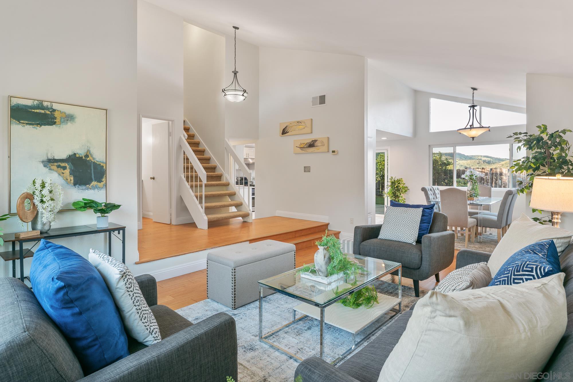 Detail Gallery Image 7 of 46 For 6868  Deer Hollow, San Diego,  CA 92120 - 4 Beds | 2/1 Baths