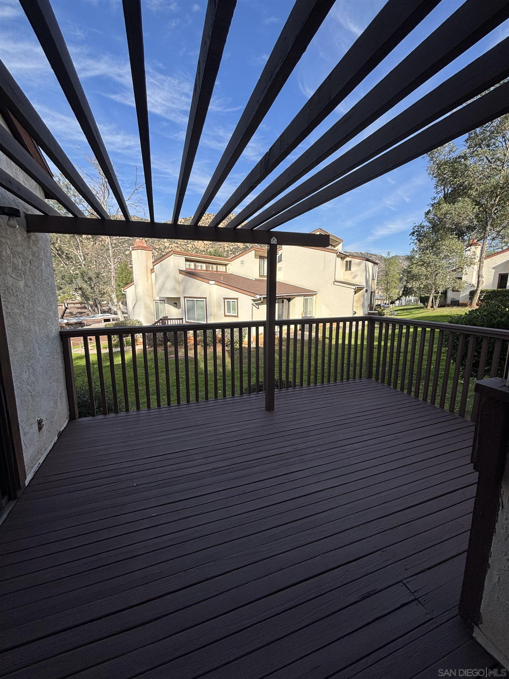Detail Gallery Image 3 of 9 For 15745  Davis Cup Ln, Ramona,  CA 92065 - 3 Beds | 2/1 Baths